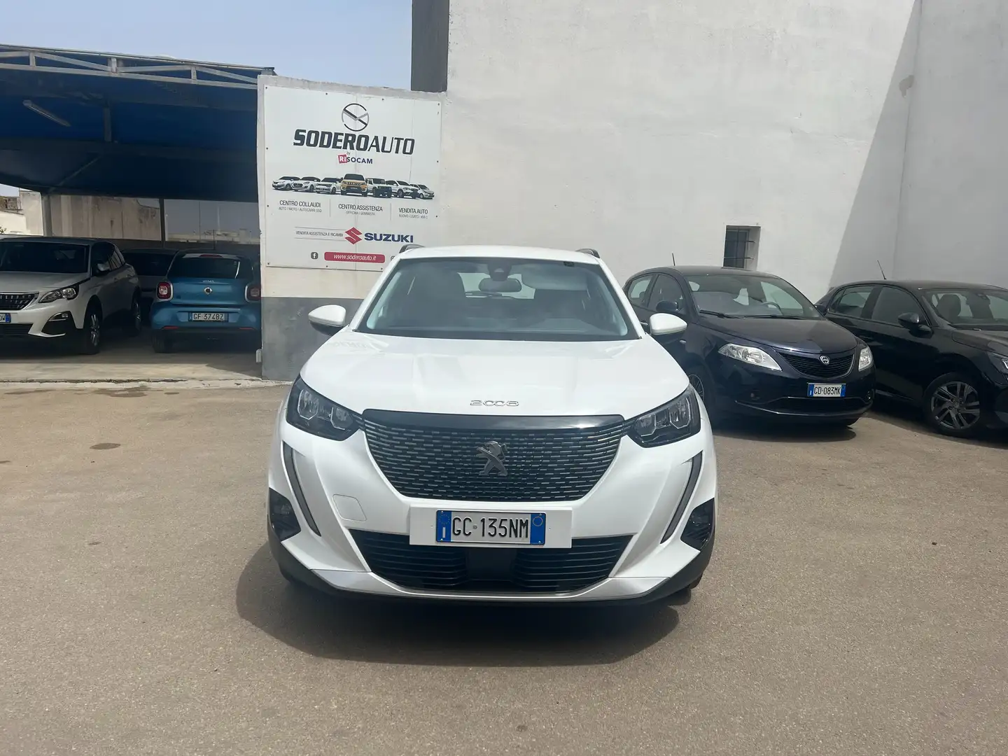Peugeot 2008 2008 1.5 bluehdi Allure s Bianco - 1