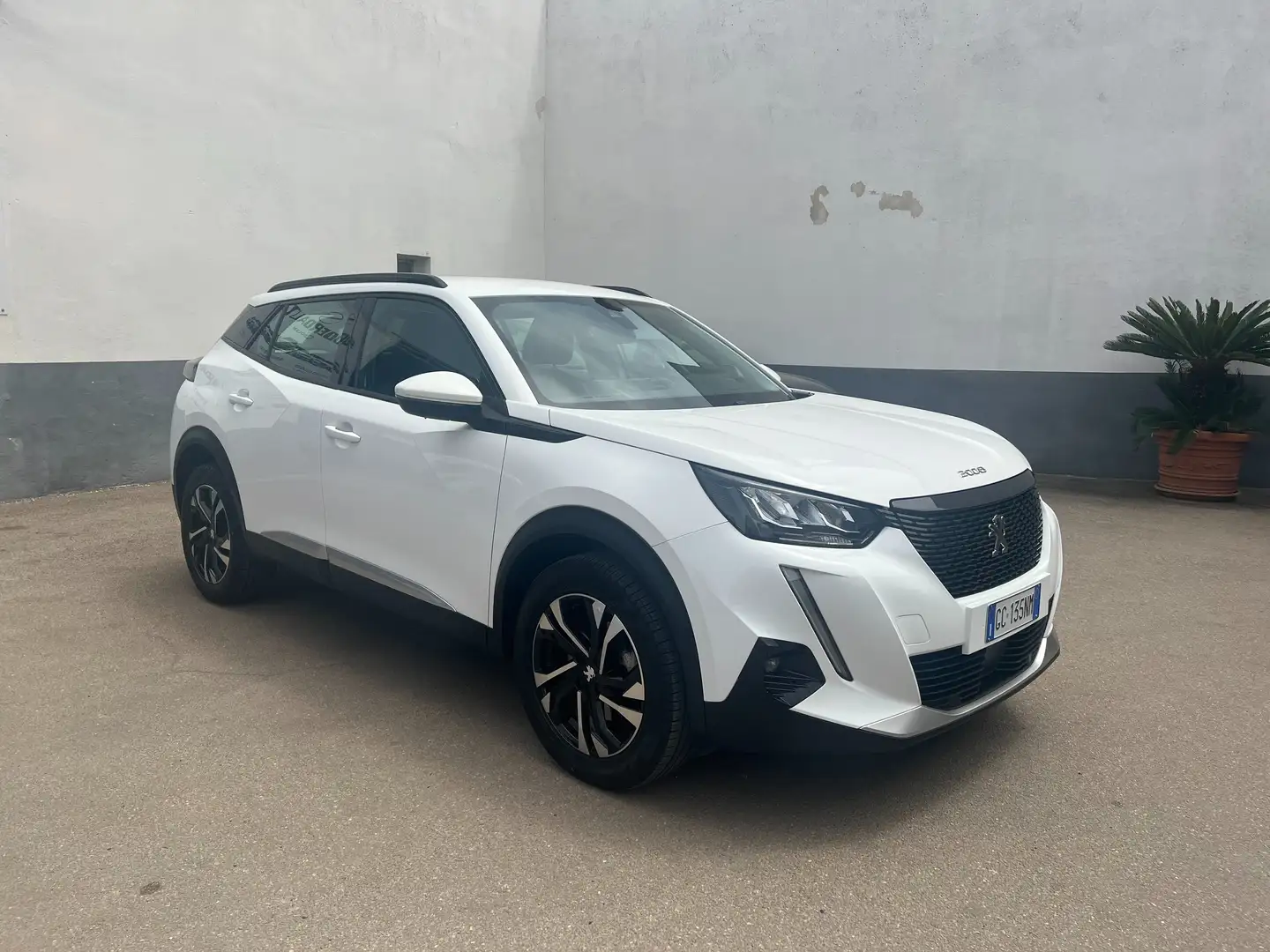Peugeot 2008 2008 1.5 bluehdi Allure s Bianco - 2