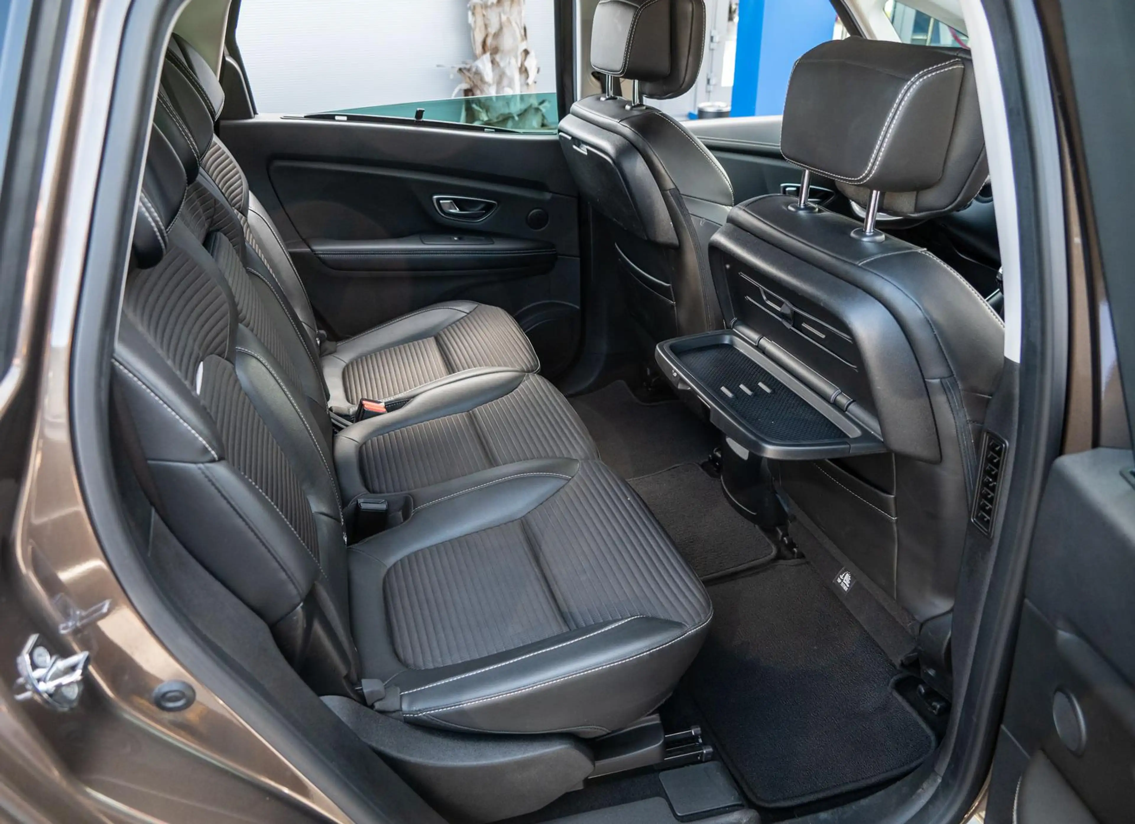 Renault Scenic Grand BOSE Edition 1.2 TCE Energy Metalli — photo 14