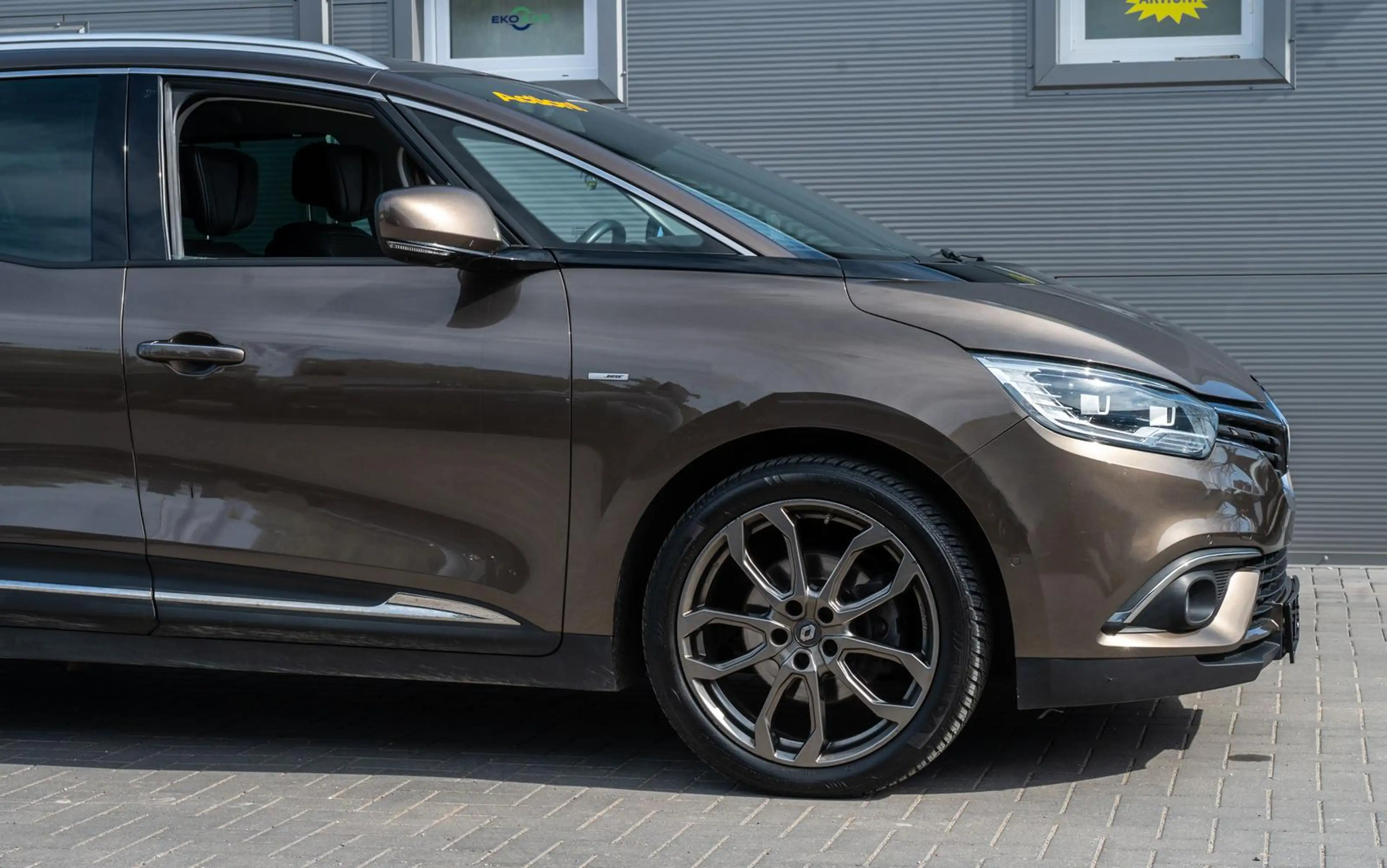 Renault Scenic Grand BOSE Edition 1.2 TCE Energy Metalli — photo 6