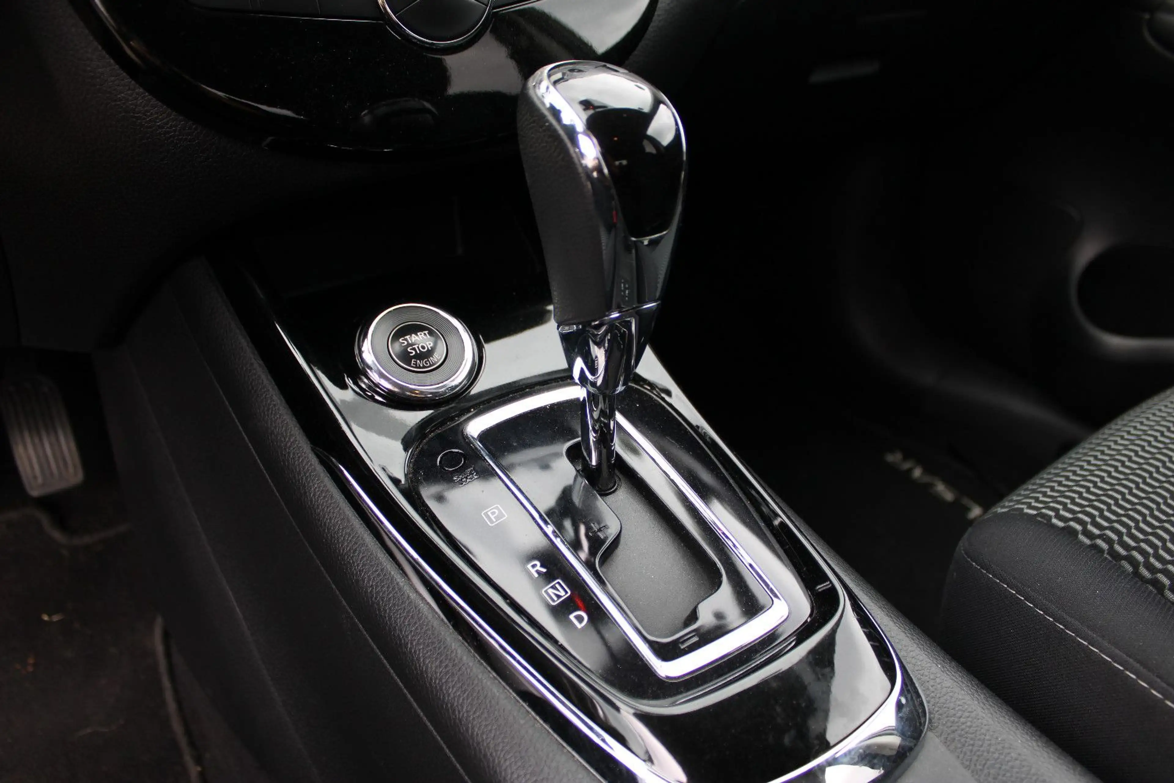 Nissan Pulsar N-Tec — photo 20