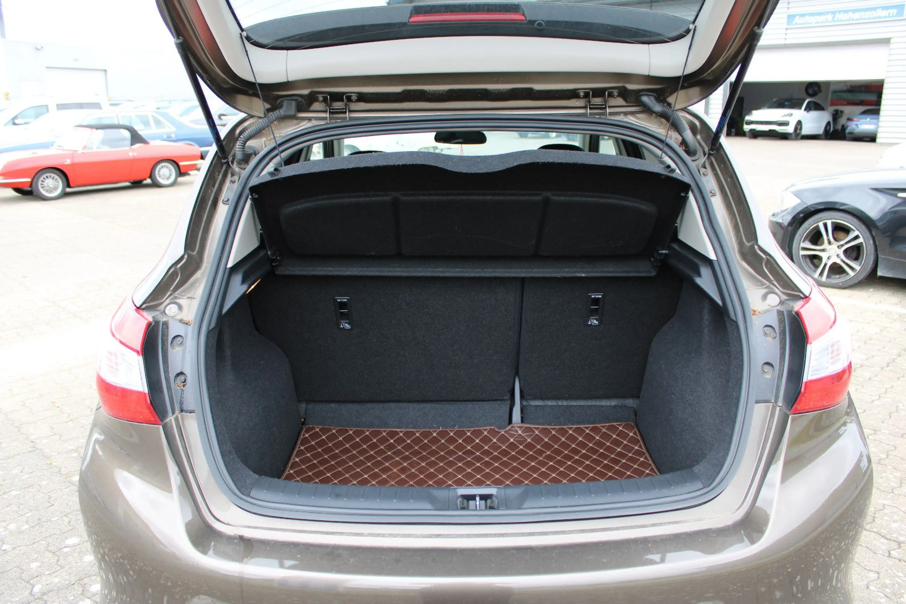 Nissan Pulsar N-Tec — photo 25