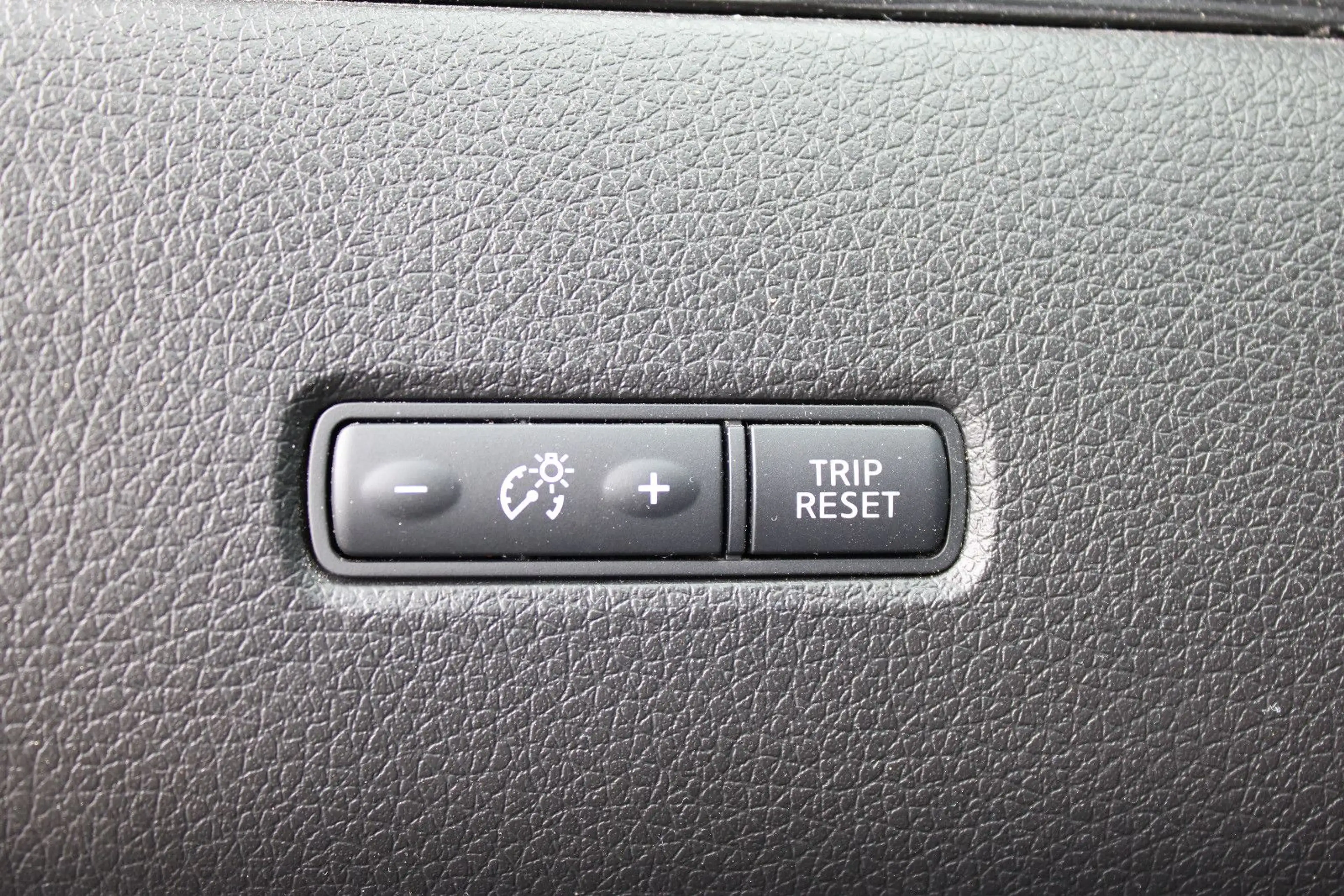 Nissan Pulsar N-Tec — photo 14