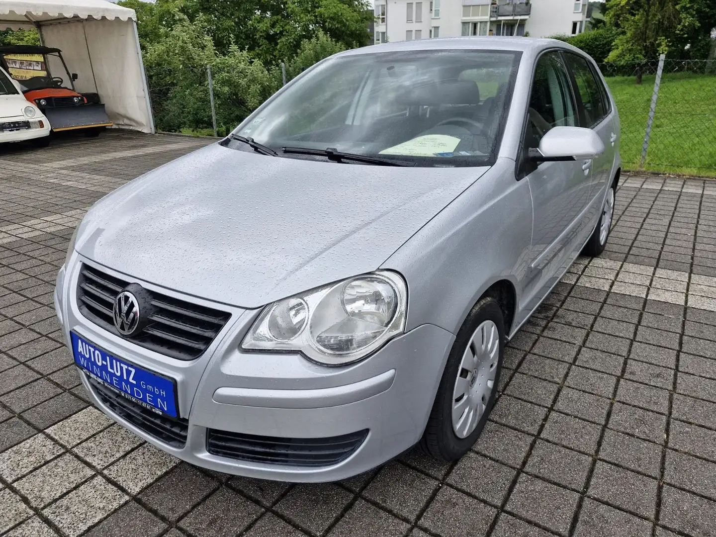 Volkswagen Polo IV Comfortline - TÜV 04/2027 Silber - 2