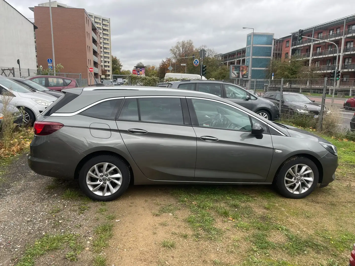 Opel Astra Elegance Start/Stop, Navi, Kamera, Grau - 2