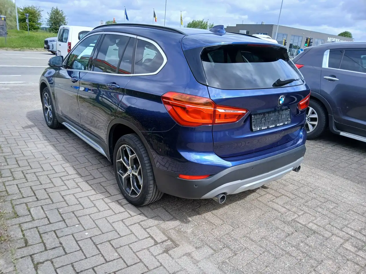 BMW X1 X1 2.0iAS xDrive20 limited lichte vracht — foto 4