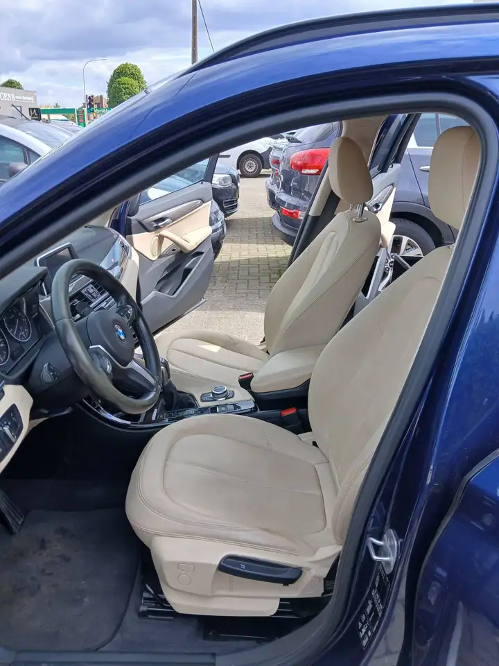 BMW X1 X1 2.0iAS xDrive20 limited lichte vracht — foto 5