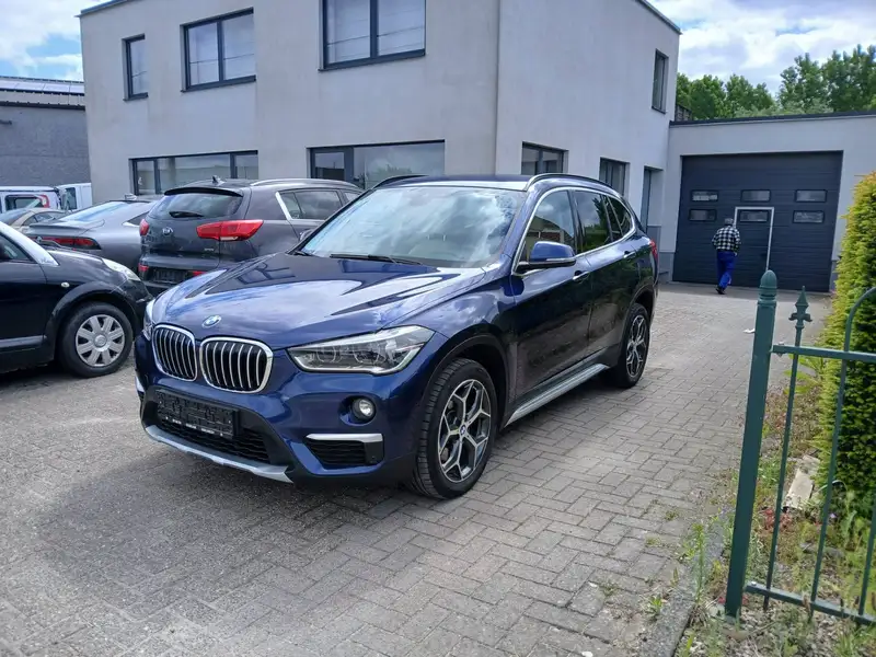 BMW X1 X1 2.0iAS xDrive20 limited lichte vracht