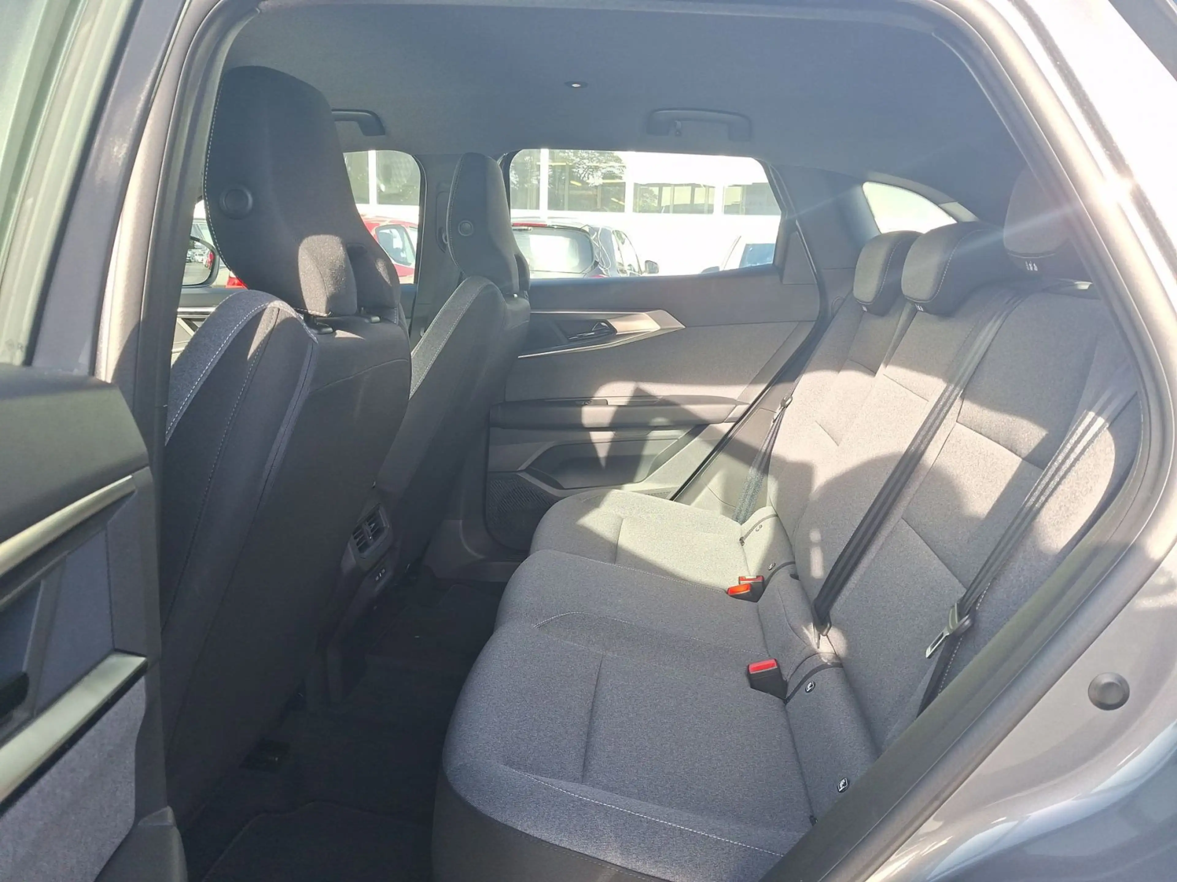 Renault Austral 1.3 TCe 140 Mild-Hybrid — photo 13