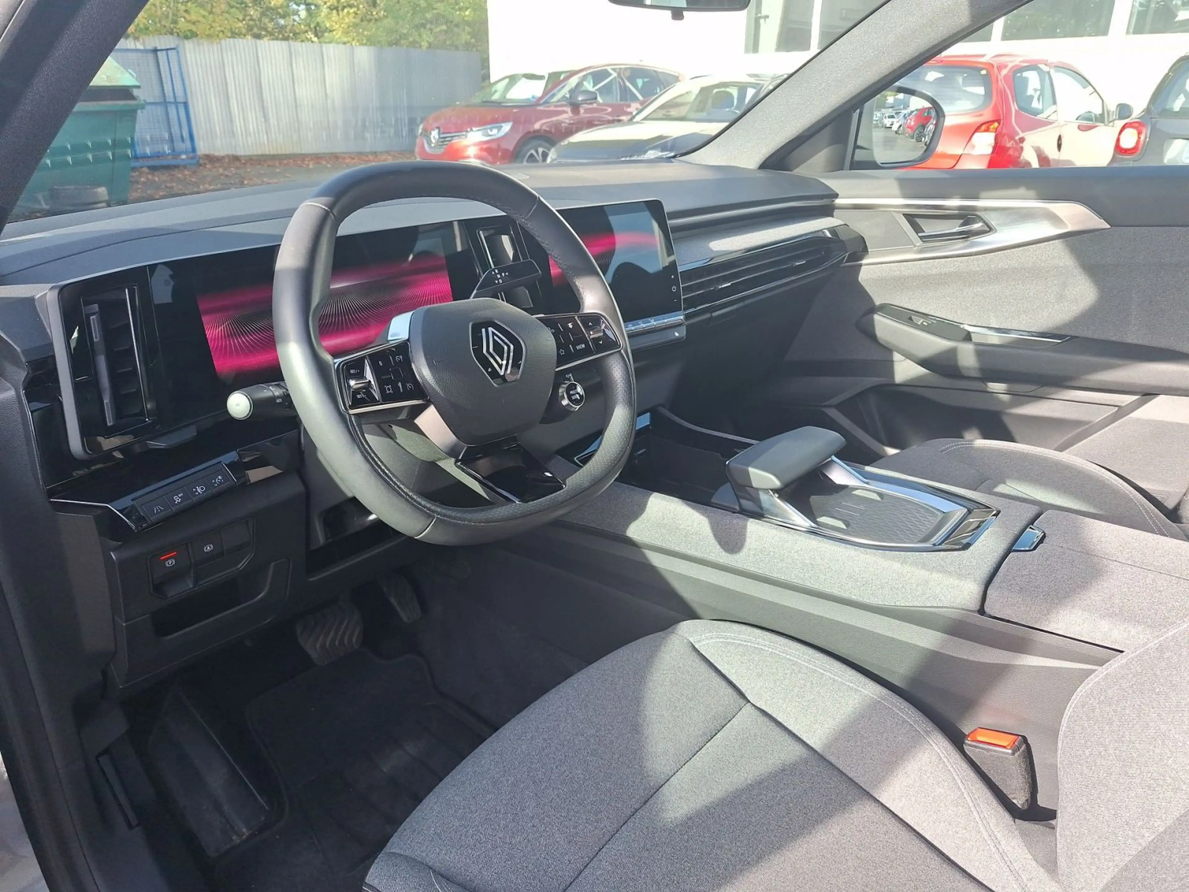 Renault Austral 1.3 TCe 140 Mild-Hybrid — photo 12