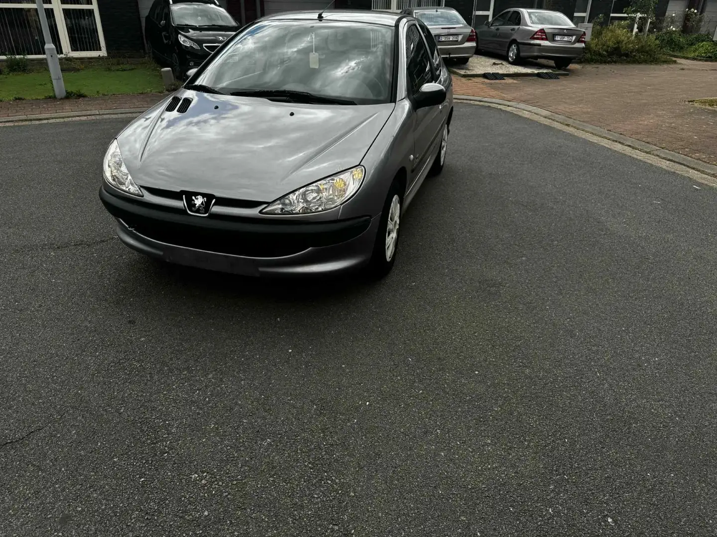 Peugeot 206 75 Grand Filou - 1