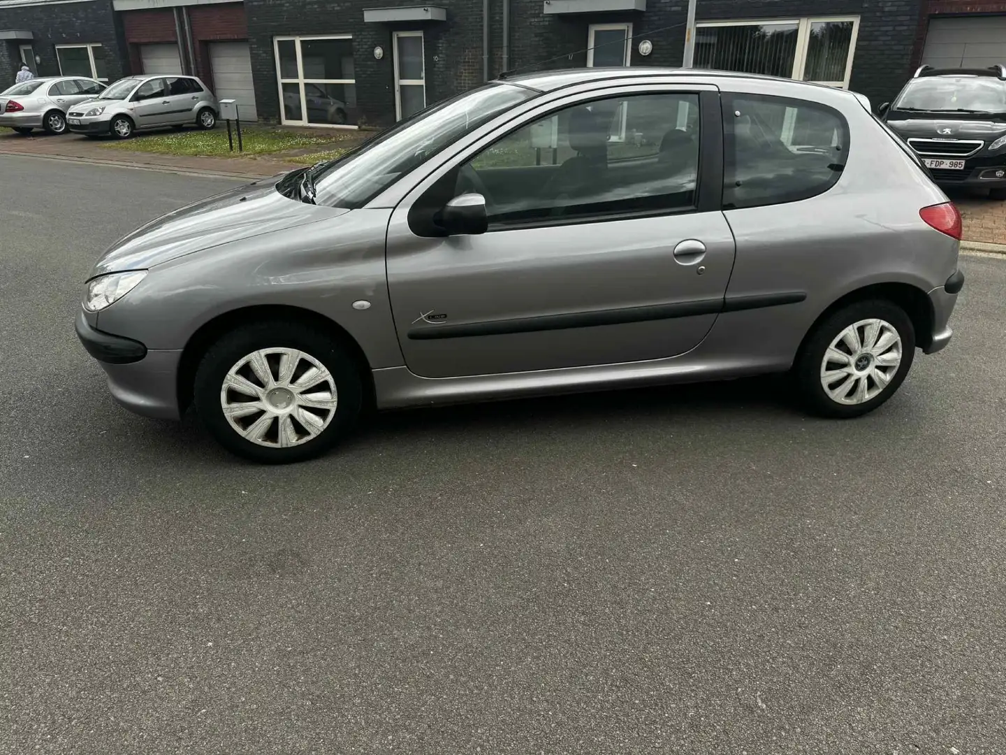 Peugeot 206 75 Grand Filou - 2
