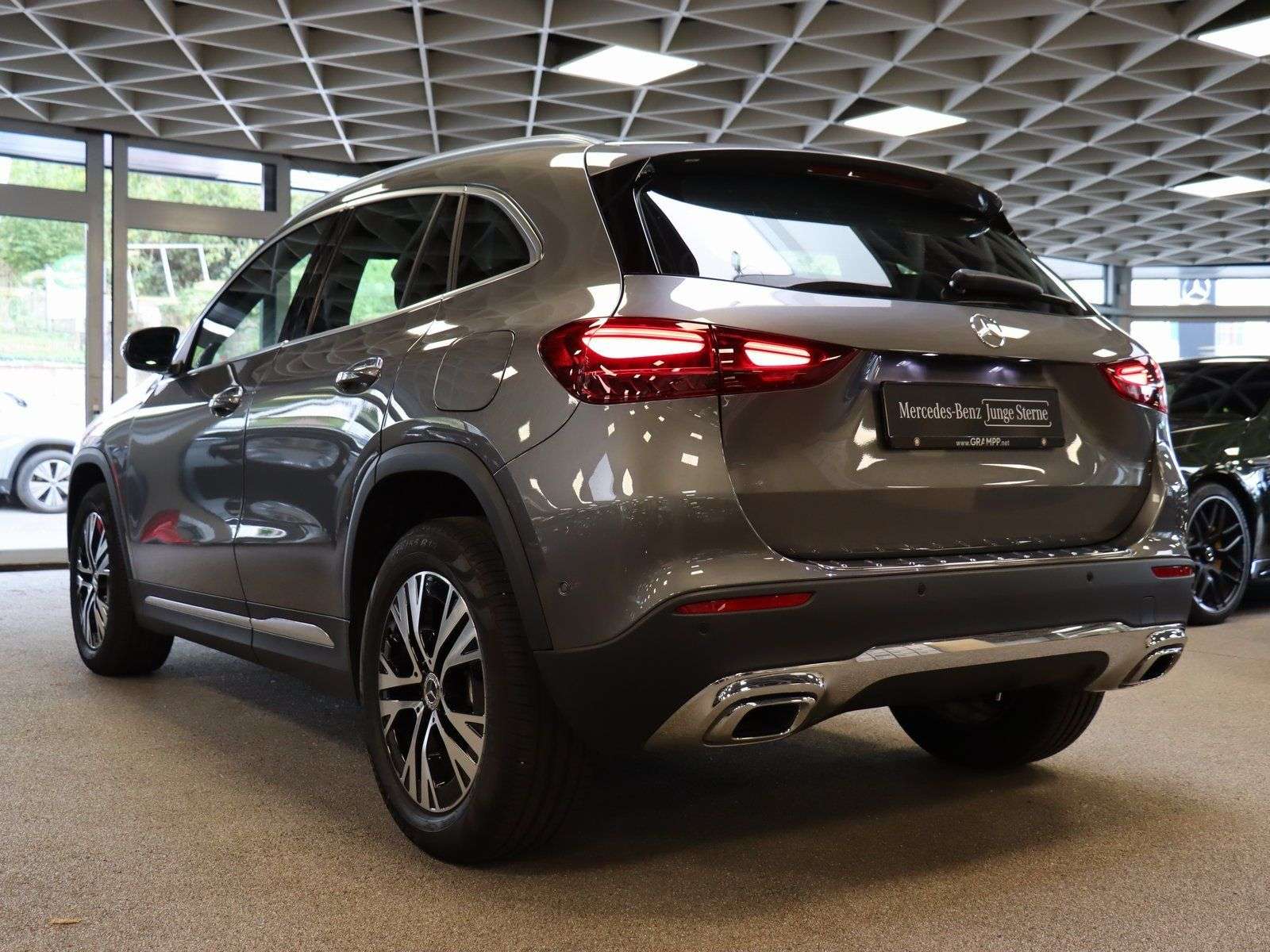 Mercedes-Benz GLA 180