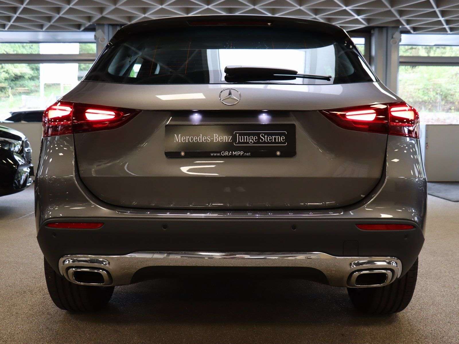 Mercedes-Benz GLA 180