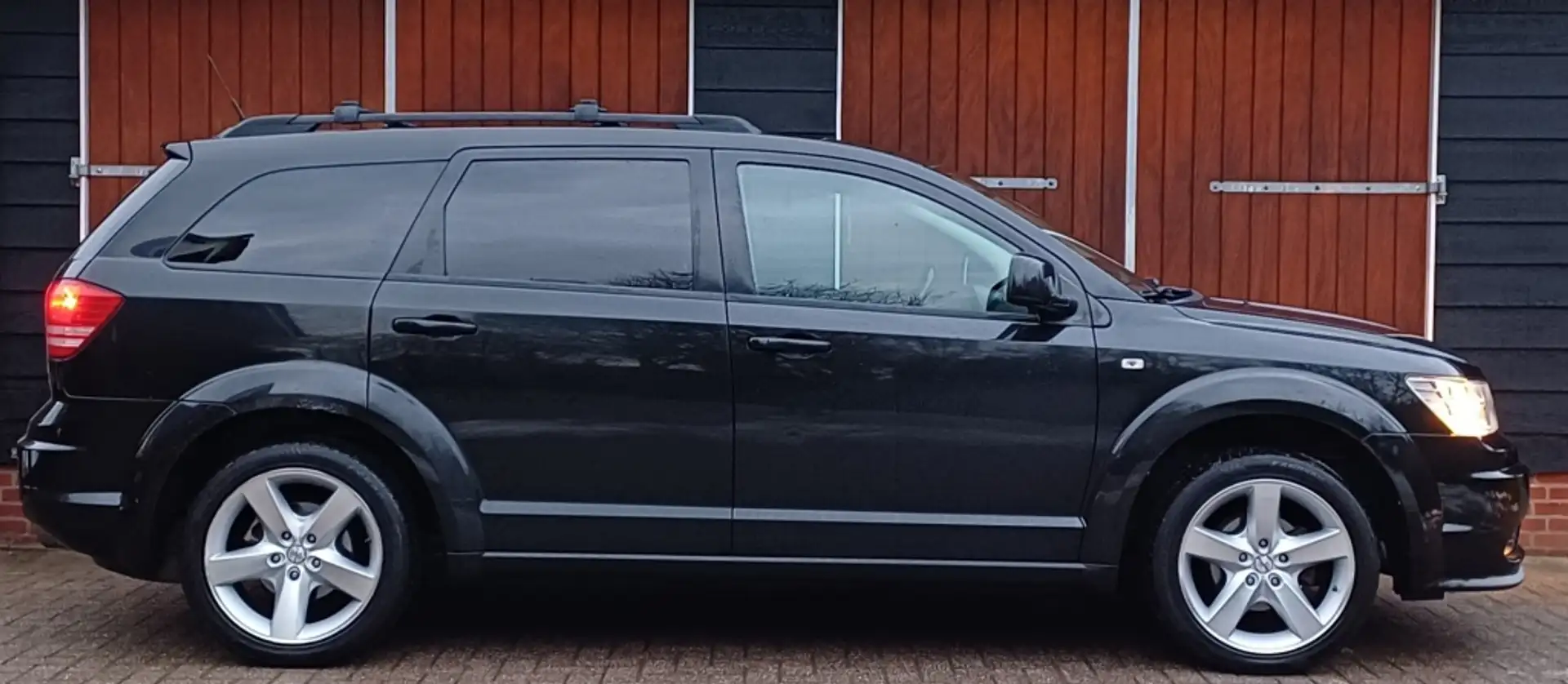 Dodge Journey 2.4 SXT OPKNAPPER | 7 persoons | Bluetooth | Trekh Schwarz - 2