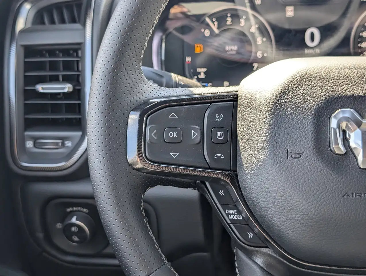 RAM 1500 fotografie RAM 1500