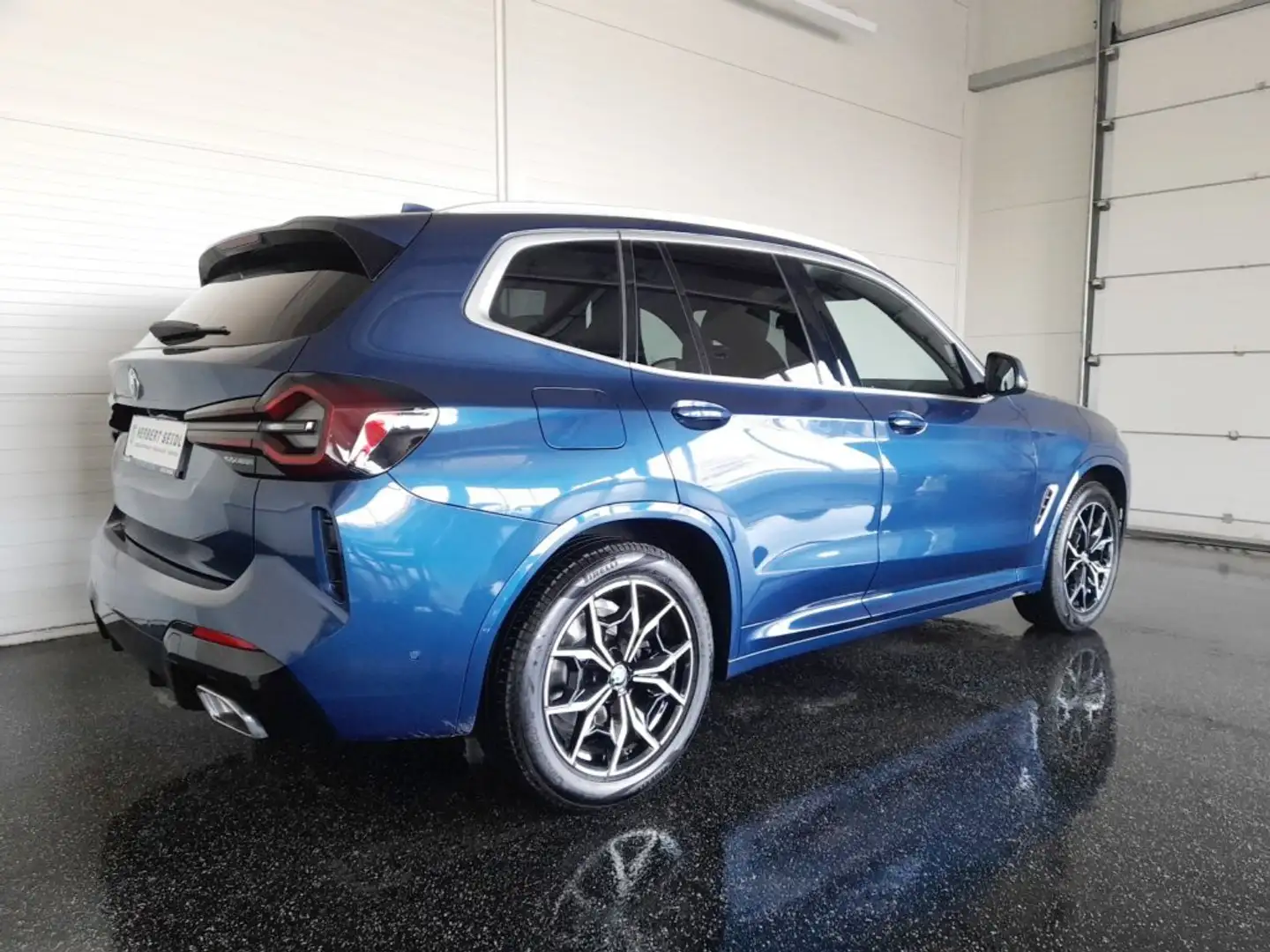 BMW X3 20d M-SPORT 4x4 Aut *19 ZOLL / LASER LED / STANDHEIZUNG / NAVI / AHV + KAMERA / VOLLLEDER-SPORTSITZE / E-KLAPPE* Blau - 2