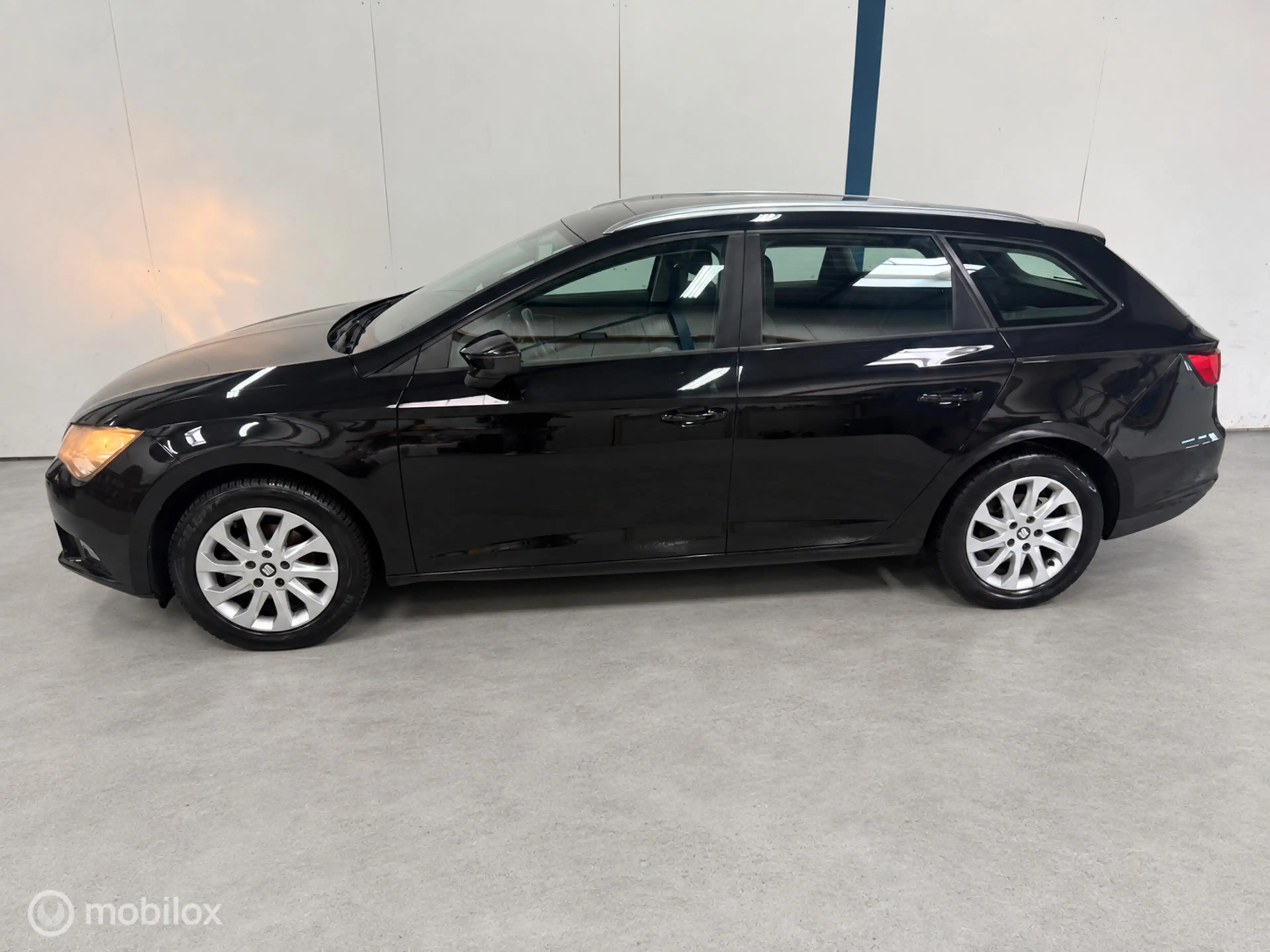 SEAT Leon ST 1.2 TSI Reference Business — photo 13