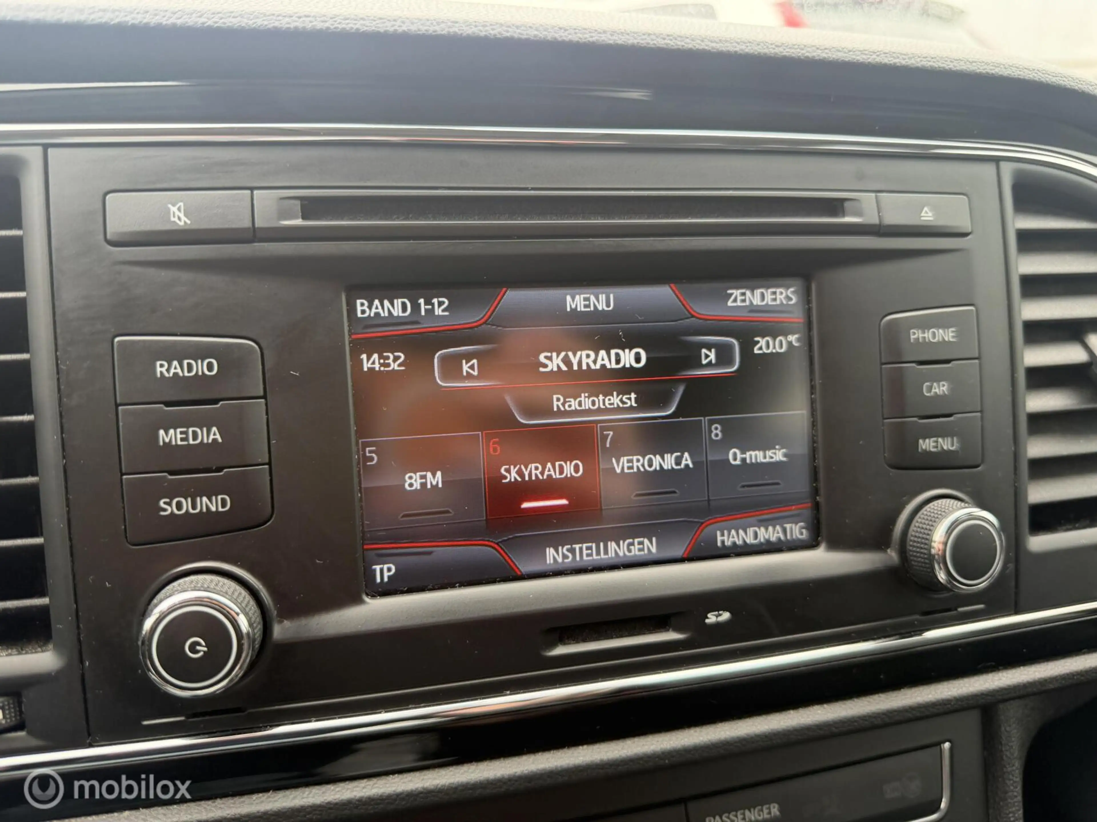SEAT Leon ST 1.2 TSI Reference Business — photo 12