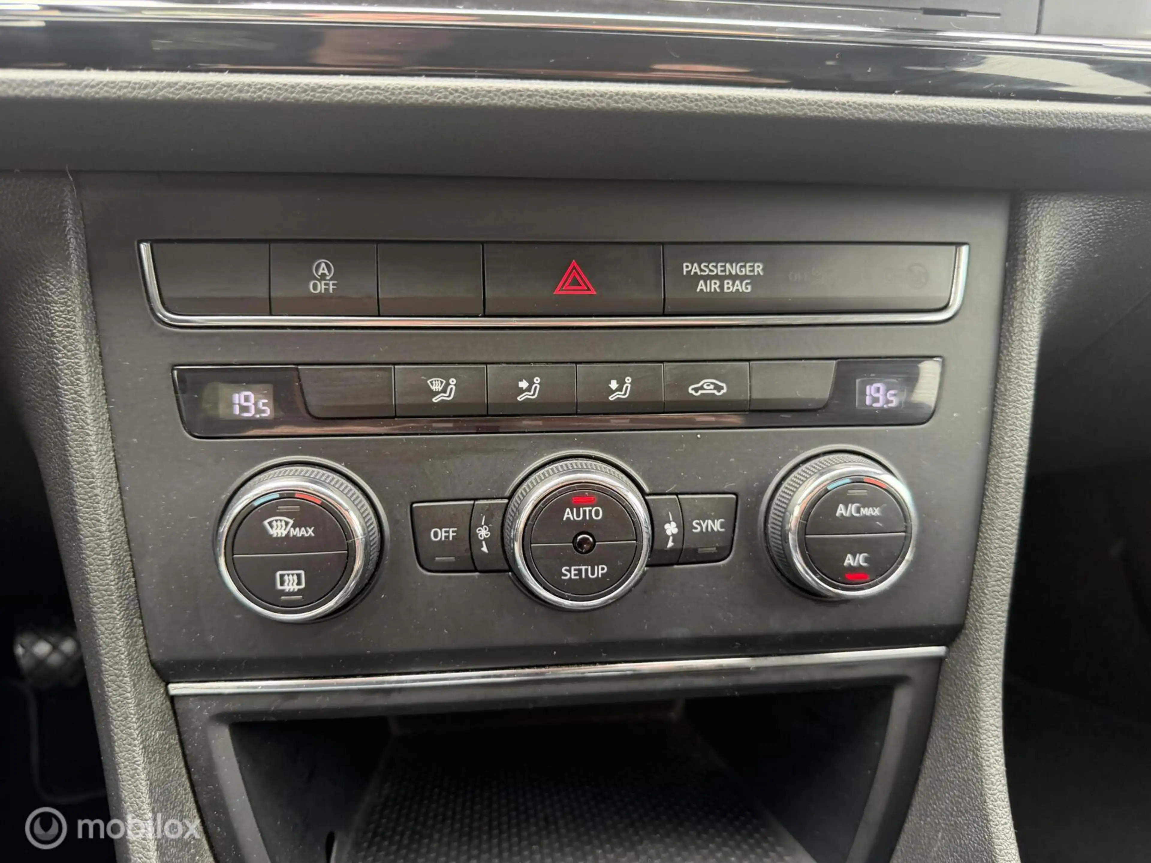 SEAT Leon ST 1.2 TSI Reference Business — photo 4
