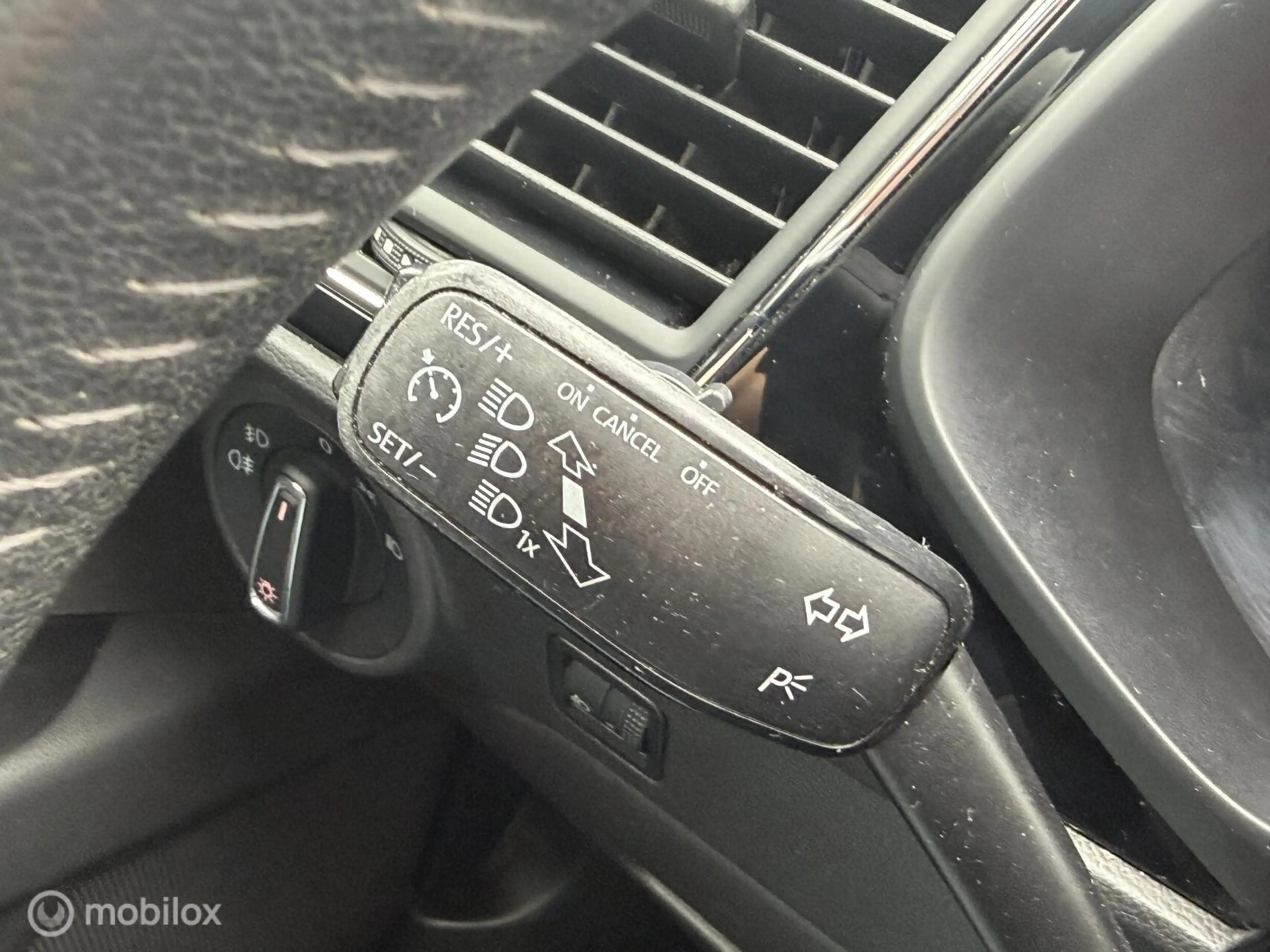 SEAT Leon ST 1.2 TSI Reference Business — photo 14