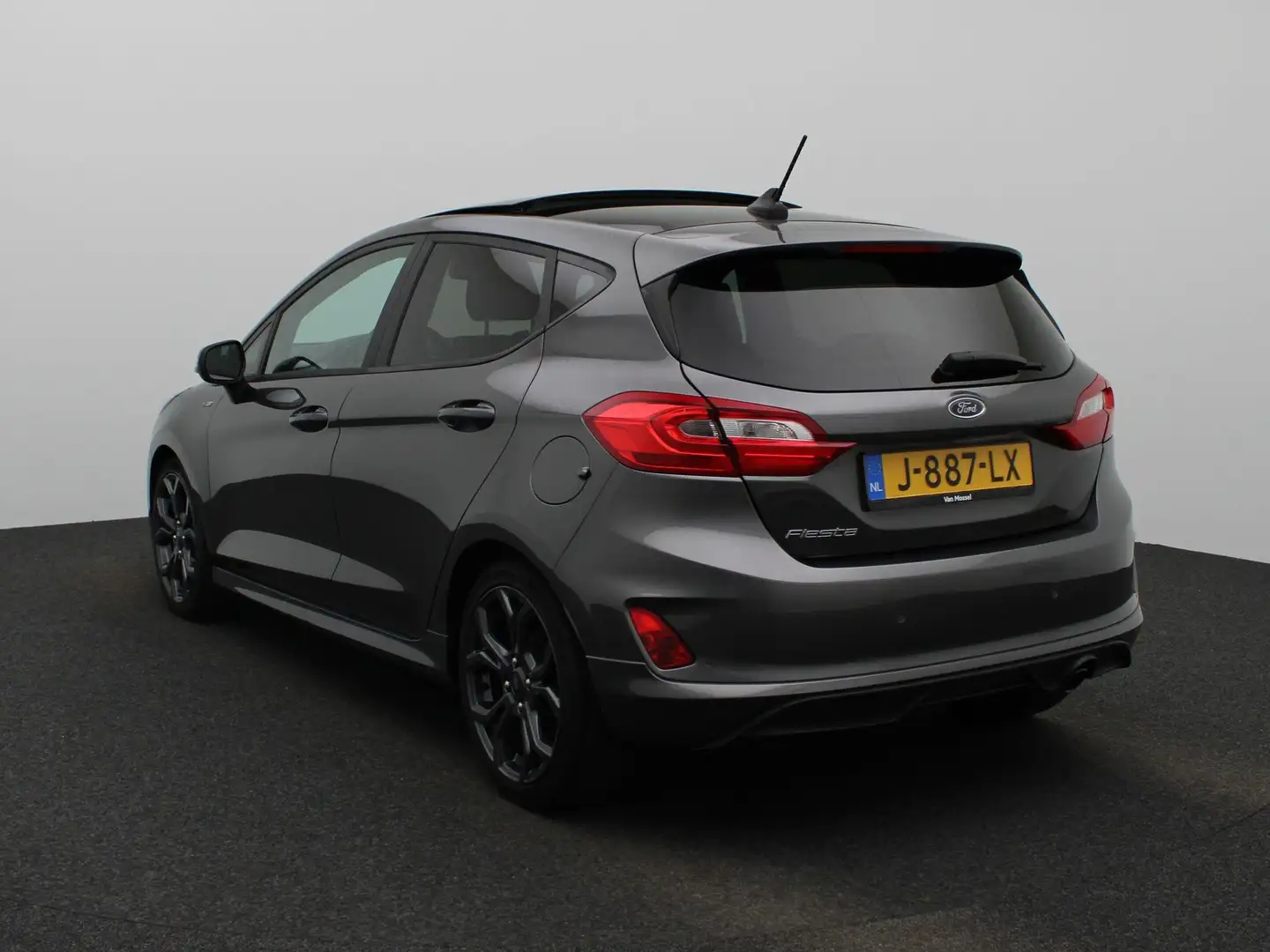 Ford Fiesta 1.0 EcoBoost ST-Line X | Navigatie | Panoramadak | Gris - 2