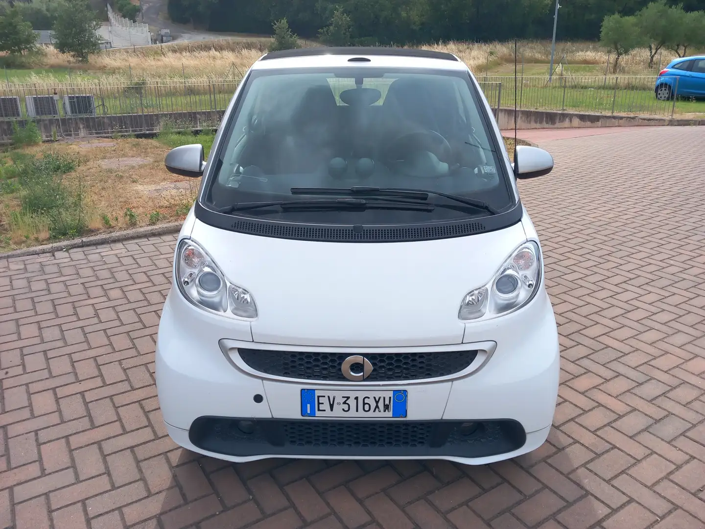 smart forTwo Cabrio 1.0 mhd Pulse 71cv FL Blanco - 2