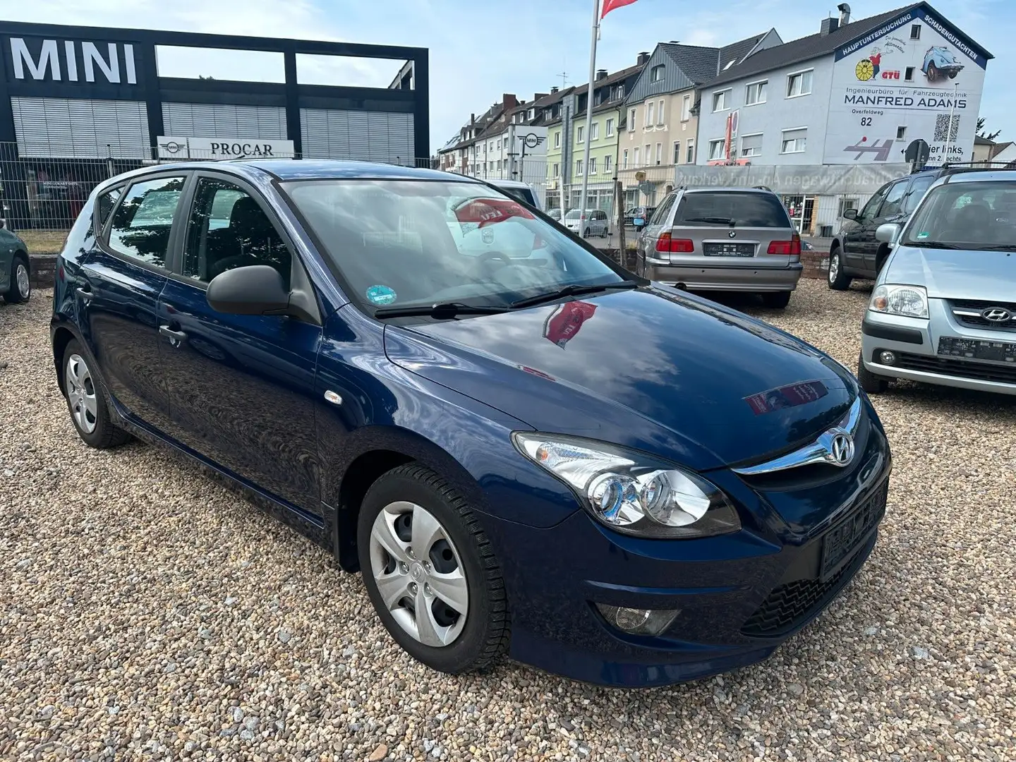 Hyundai i30 1.6 CRDi 66 kW Classic Bleu - 1