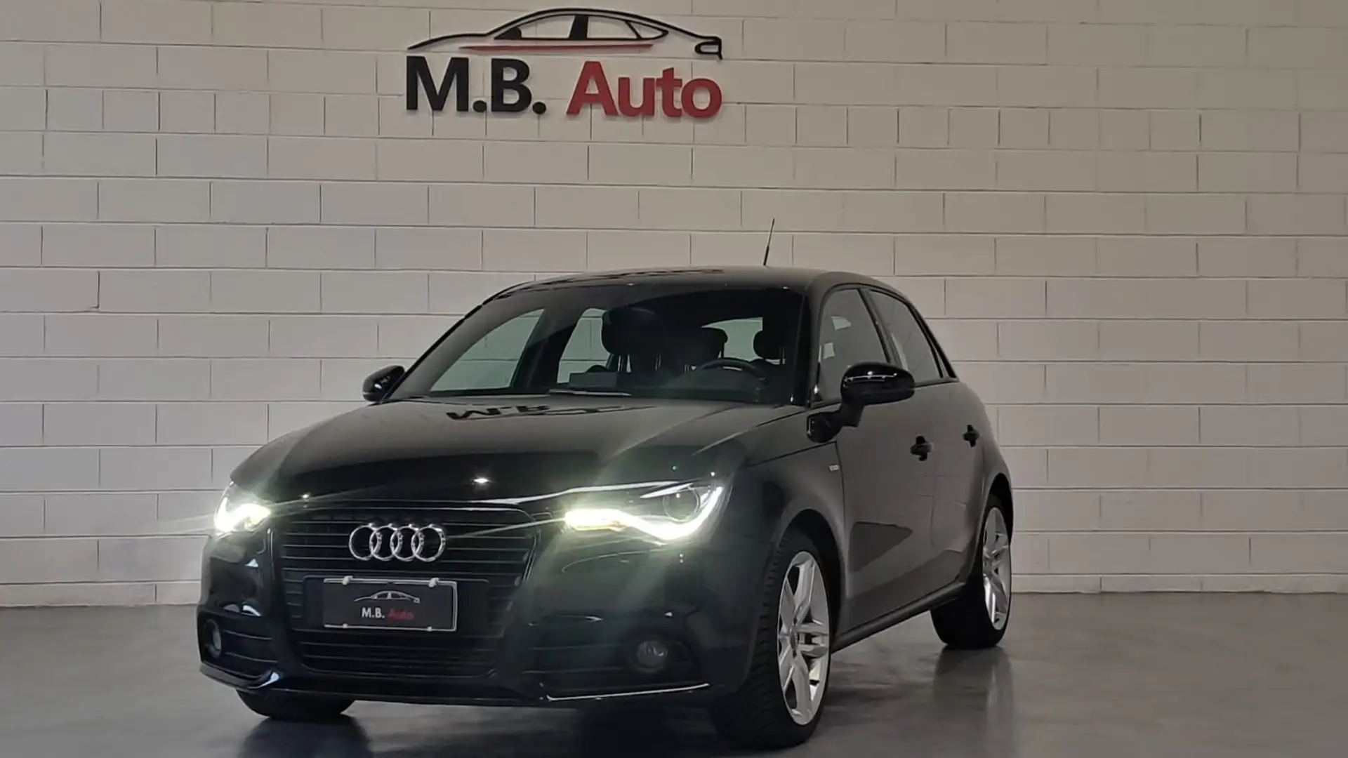 Audi A1 Sportback 1.6 tdi S Line Edition 90cv neopatentati Noir - 1