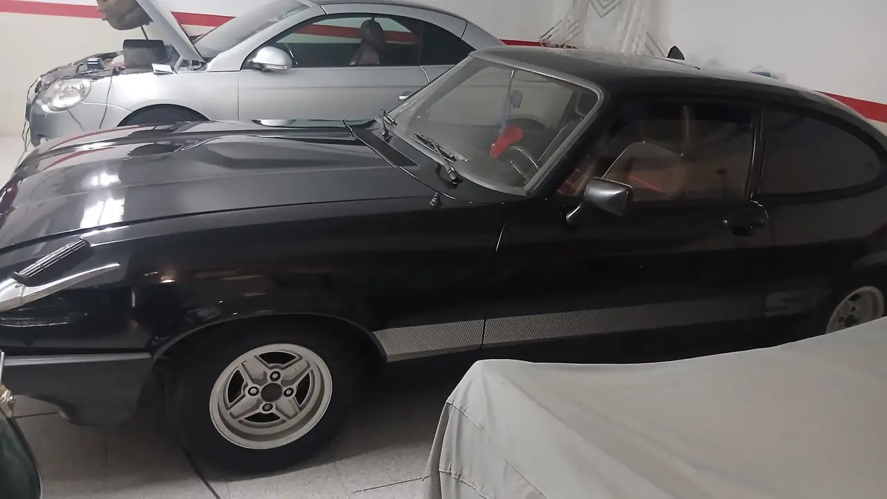 Ford Capri coche original con los asientos originales, foto 3