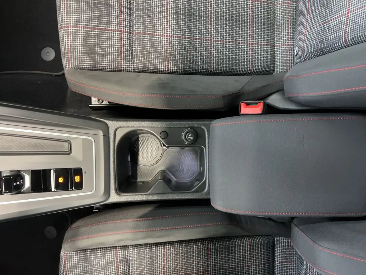 Volkswagen Golf GTI Golf VIII GTI 2.0 TSI DSG ACC LED Navi Kamera Pa 15