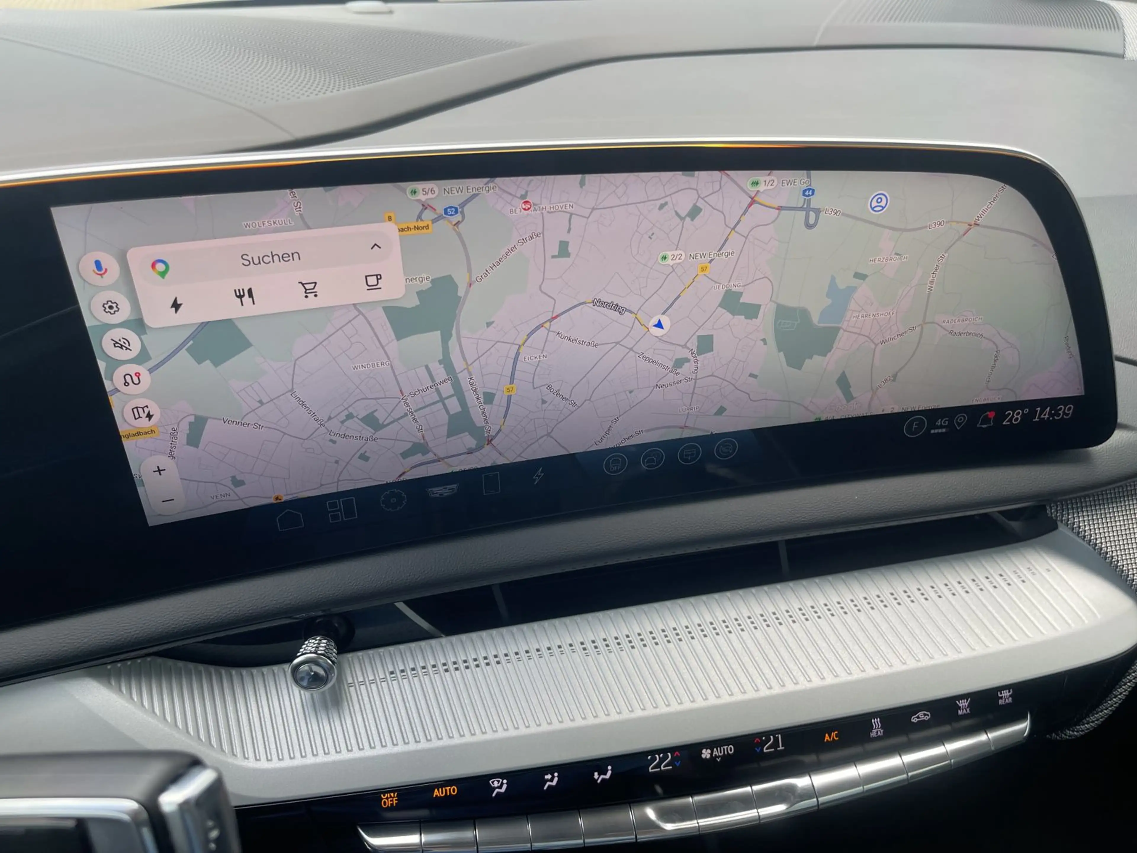 Cadillac Optiq Premium Sport 500e AWD — photo 27