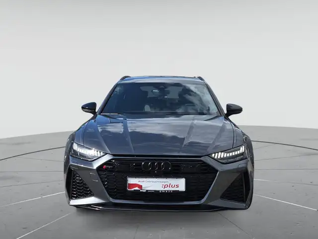 Audi RS6 view 2