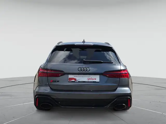 Audi RS6 view 7