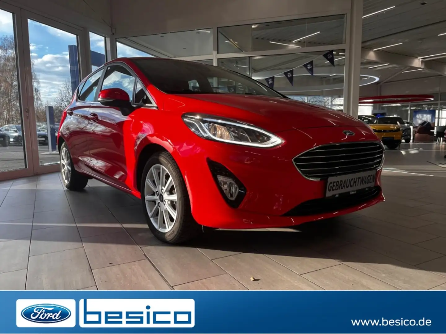Ford Fiesta Titanium+PDC+RFK+USB+Tempomat+Klima+LMF+ Rouge - 1