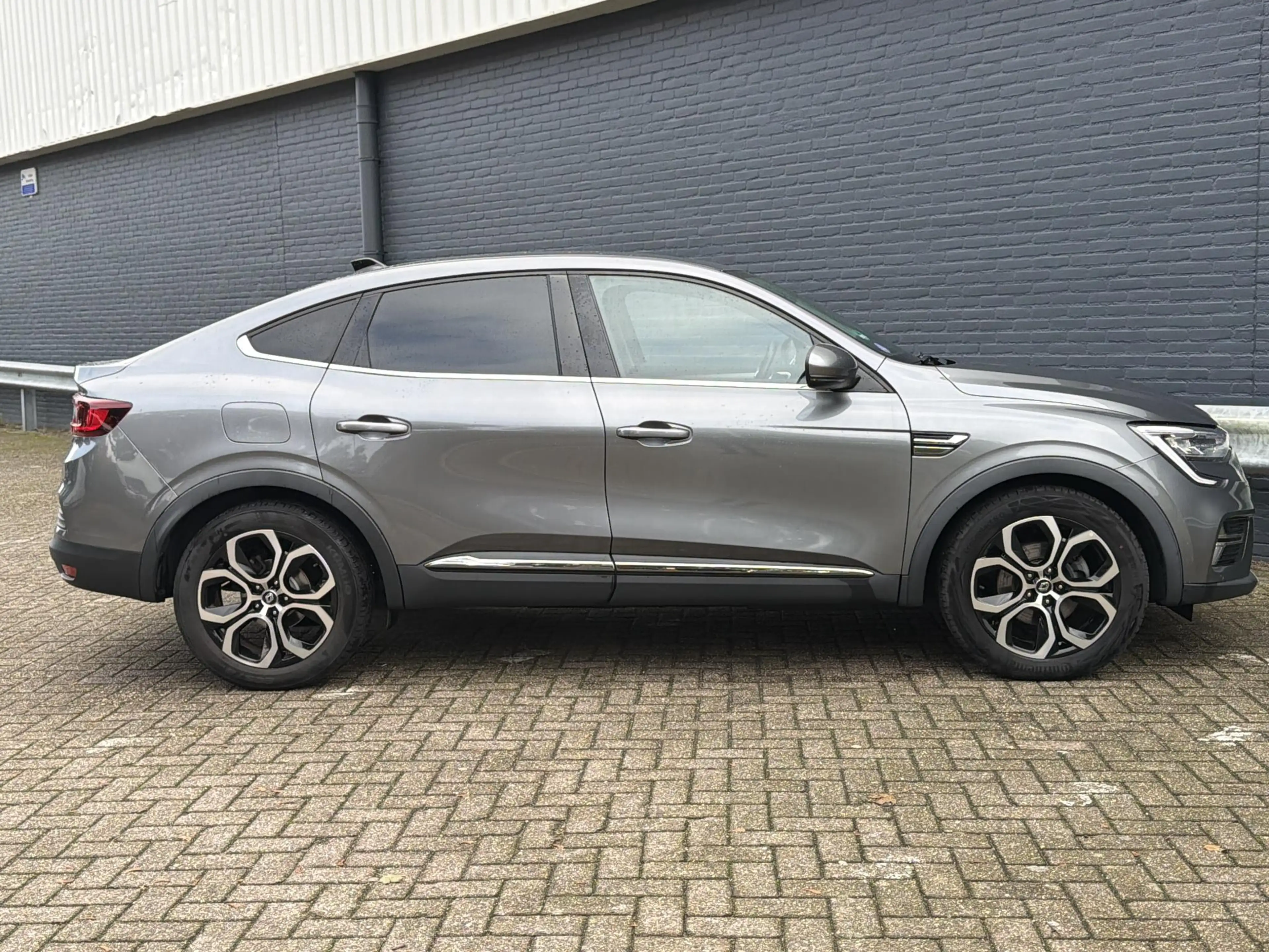 Renault Arkana 1.6 E-Tech hybrid 145 techno | € 10.700,- NETTO! | — photo 7