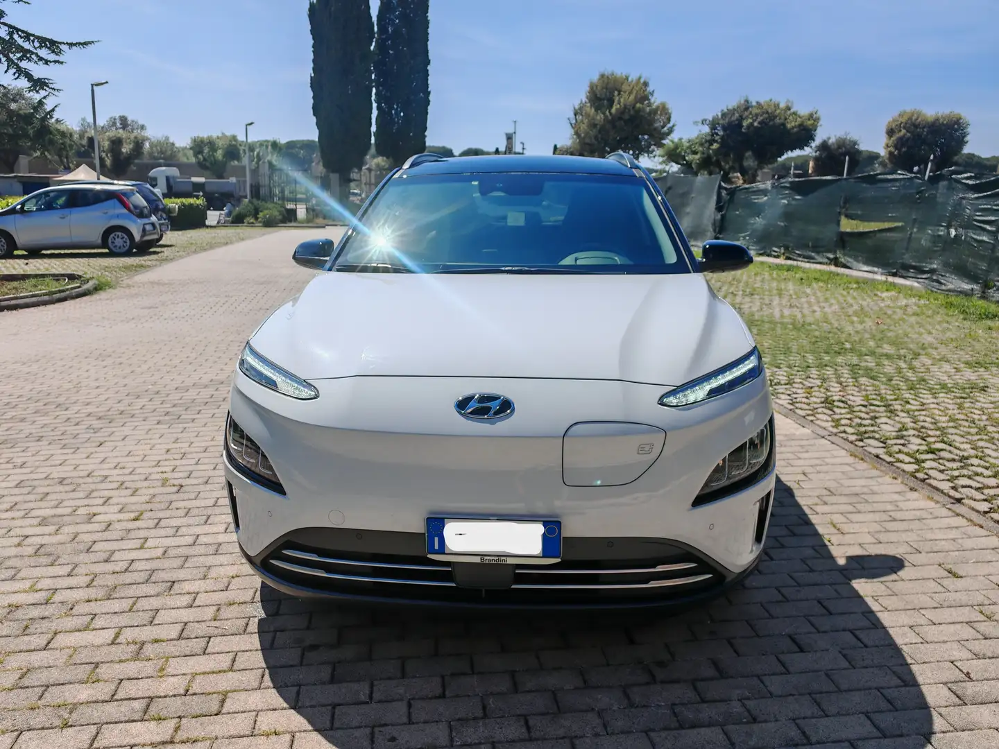 Hyundai KONA Kona 64 kWh EV Xclass Bianco - 2