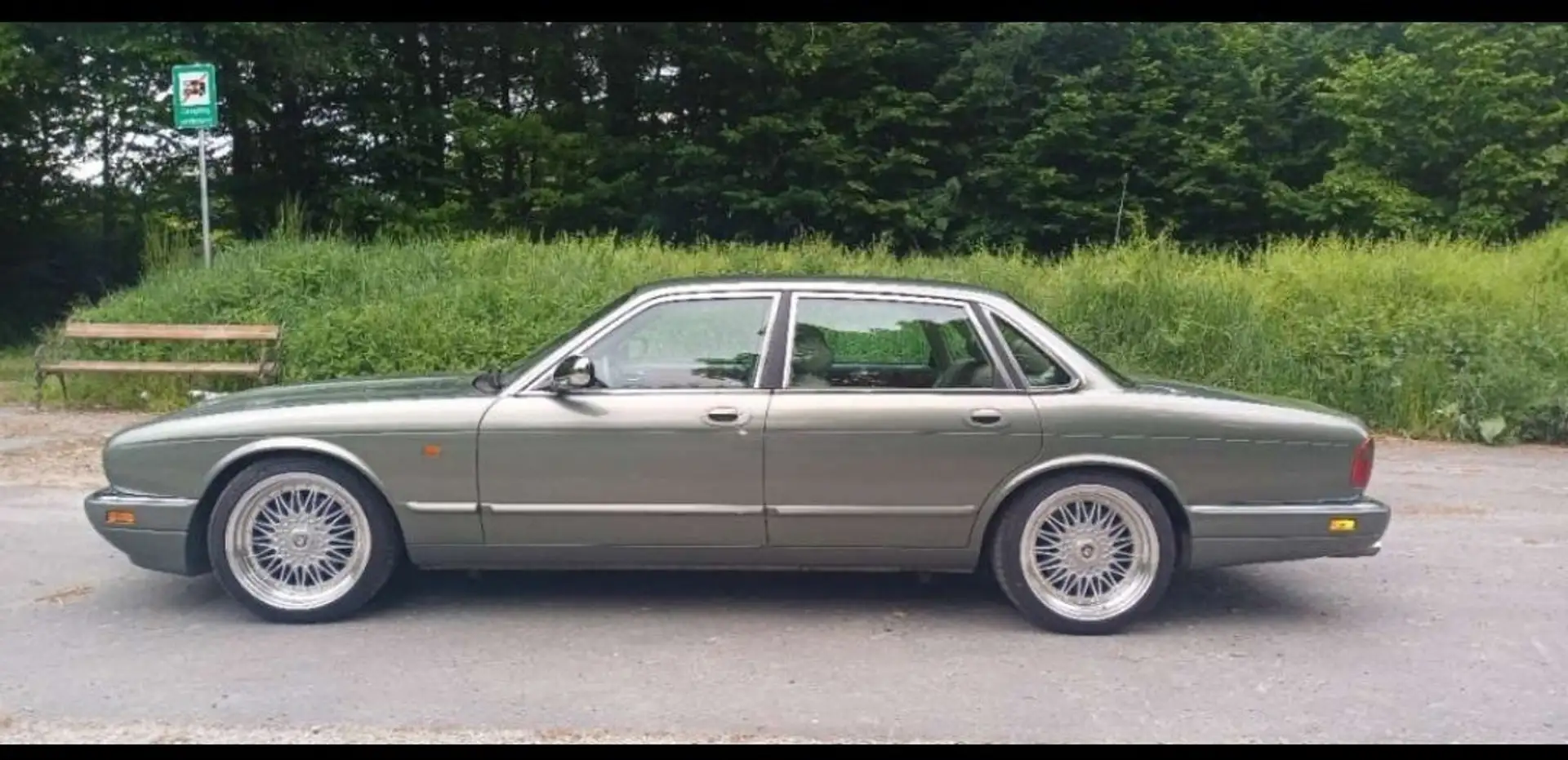 Jaguar XJ6 4,0 Sport Aut. - 1