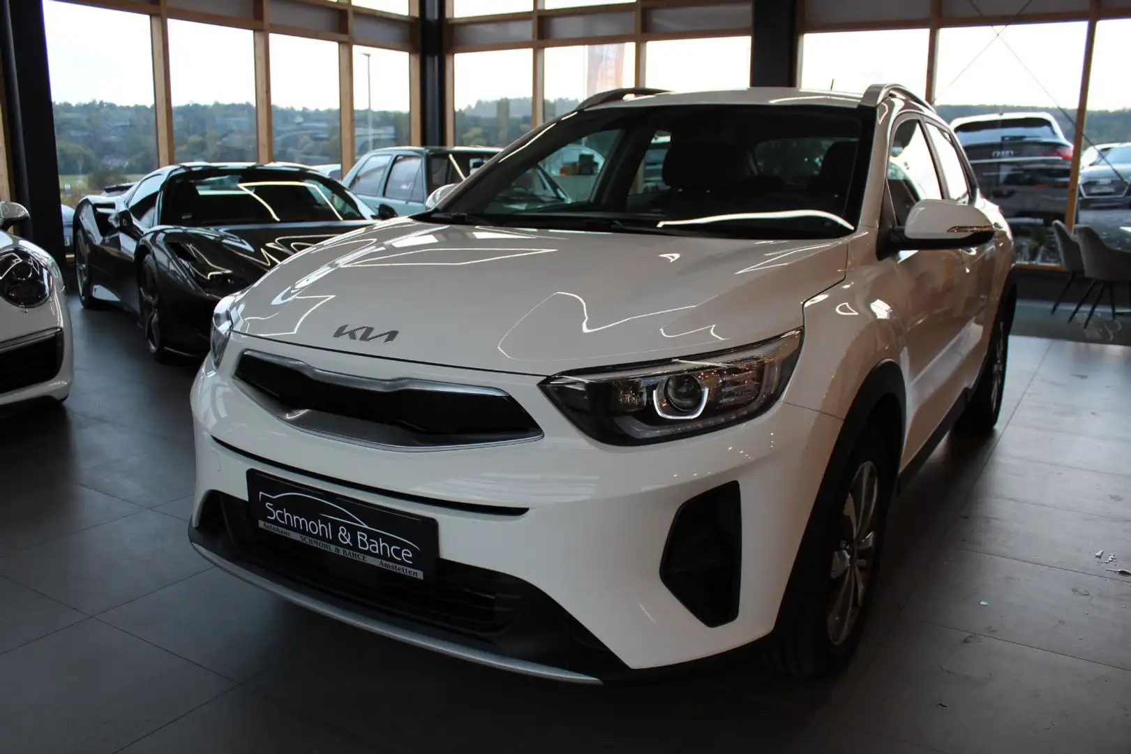 Kia Stonic 1.2 Vision*1.HAND*KLIMAAUT.* Blanc - 1