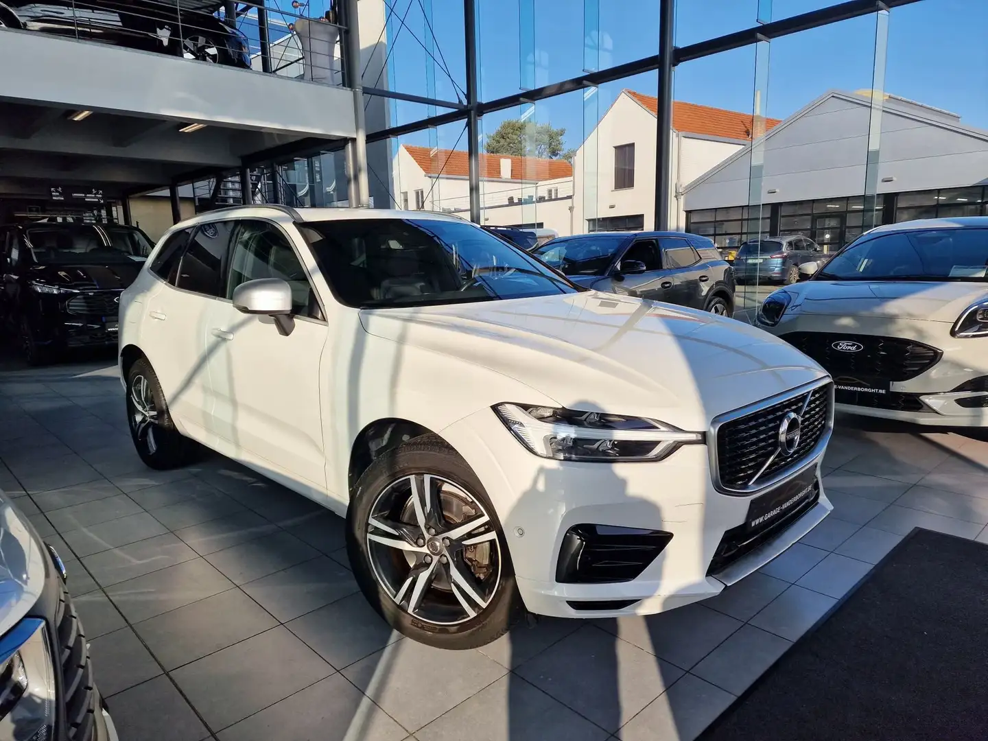 Volvo XC60 R-DESIGN BENZINE AUTOMAAT OPEN DAK 65000KM Bianco - 1
