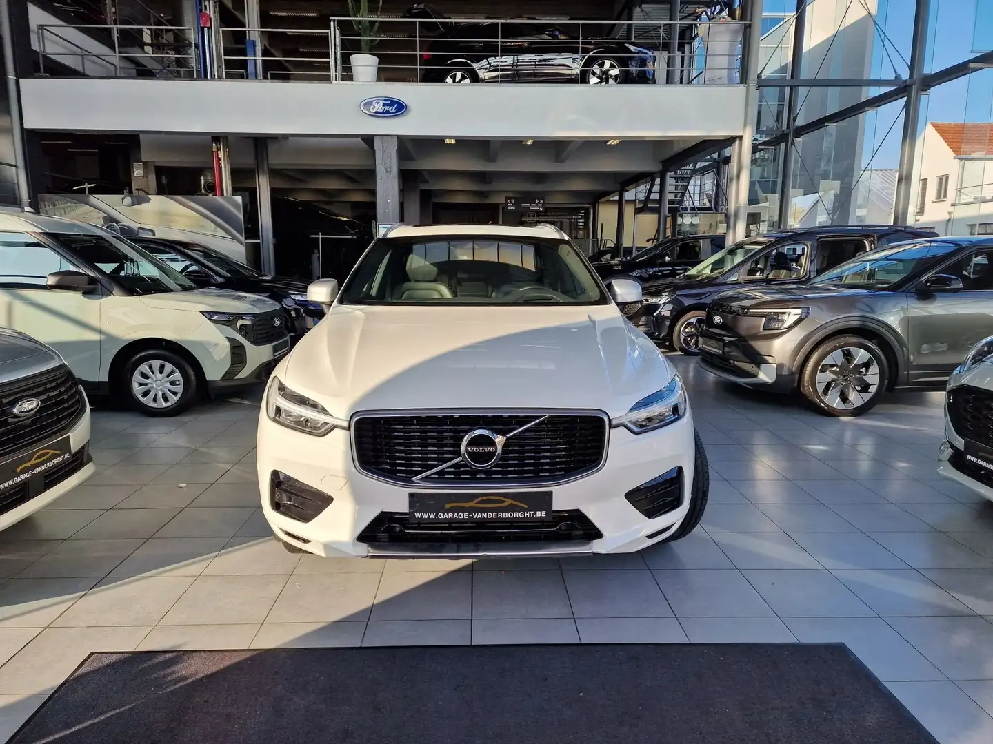 Volvo XC60 R-DESIGN BENZINE AUTOMAAT OPEN DAK 65000KM Bianco - 2
