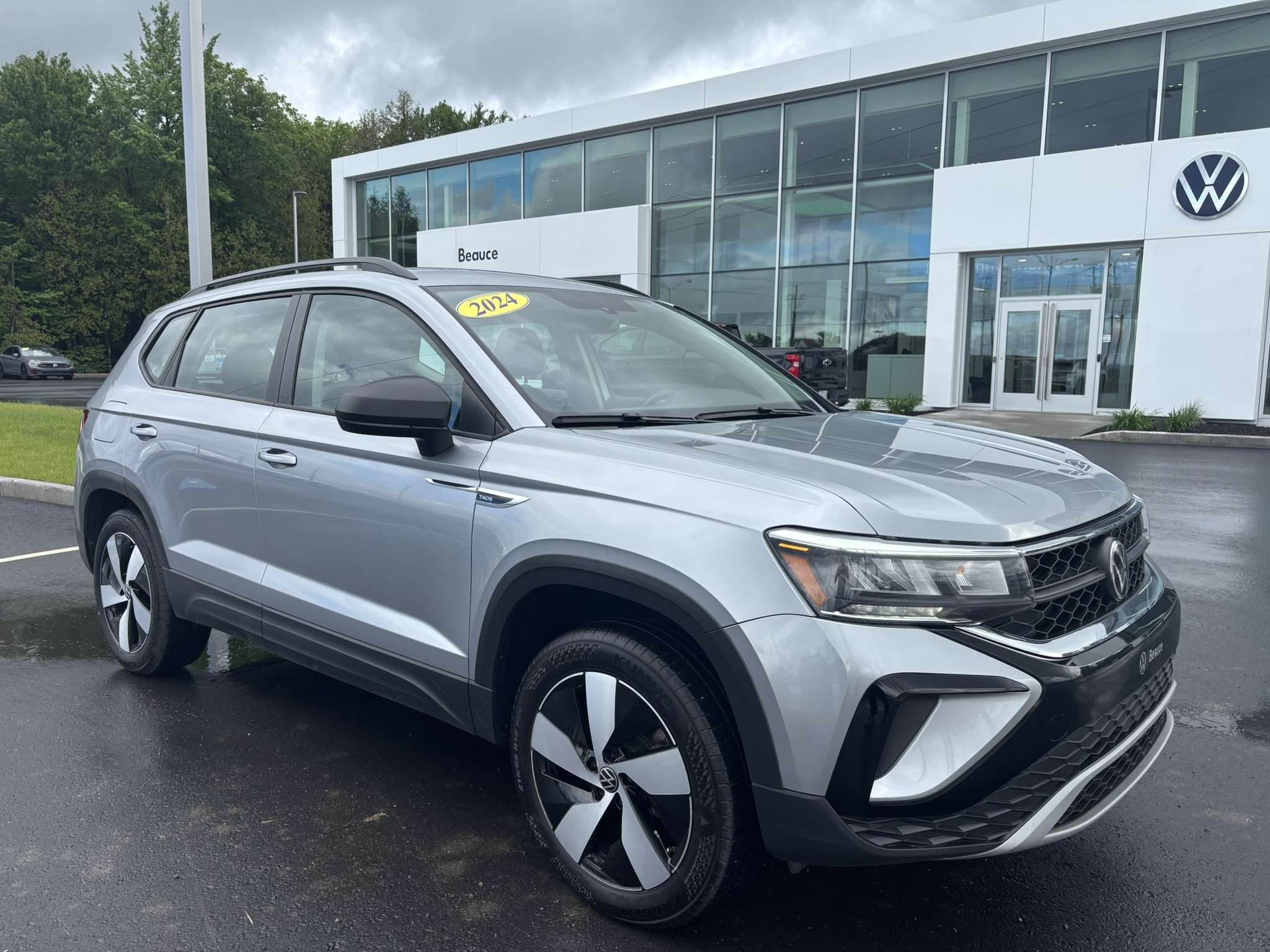 2024 Volkswagen Taos Trendline 4MOTION