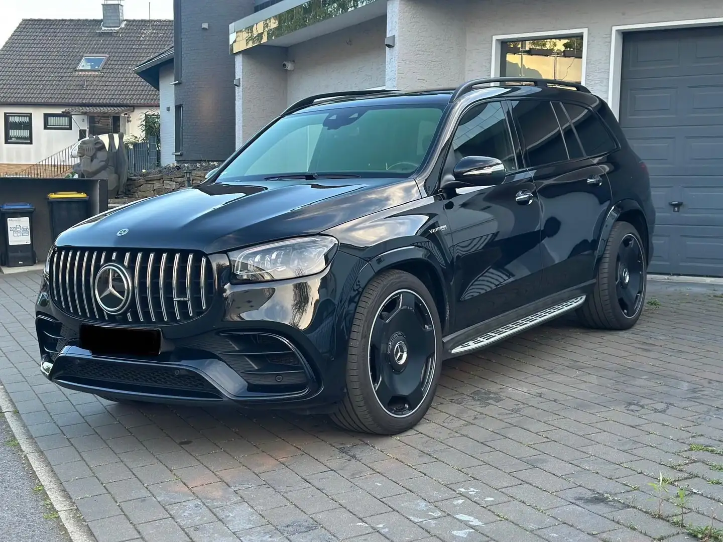 Mercedes-Benz GLS 63 AMG AMG 4Matic+ -6-Sitzer-MB Garantie-Carbon Negru - 2