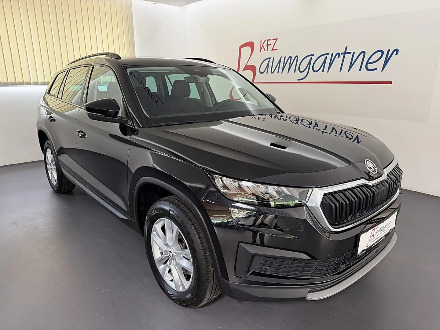 Skoda Kodiaq 2,0TDI DSG *LED*NAVI*ACC*AHK*Sitzheizung*Rückfa... Schwarz - 1