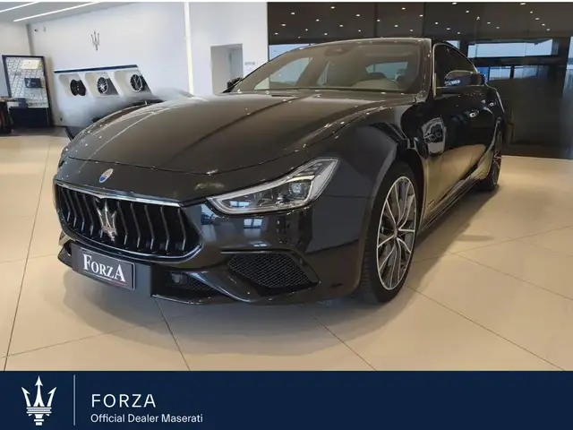 Maserati Ghibli Ghibli III 2021 2.0 mhev Gransport 330cv auto tetto apribile