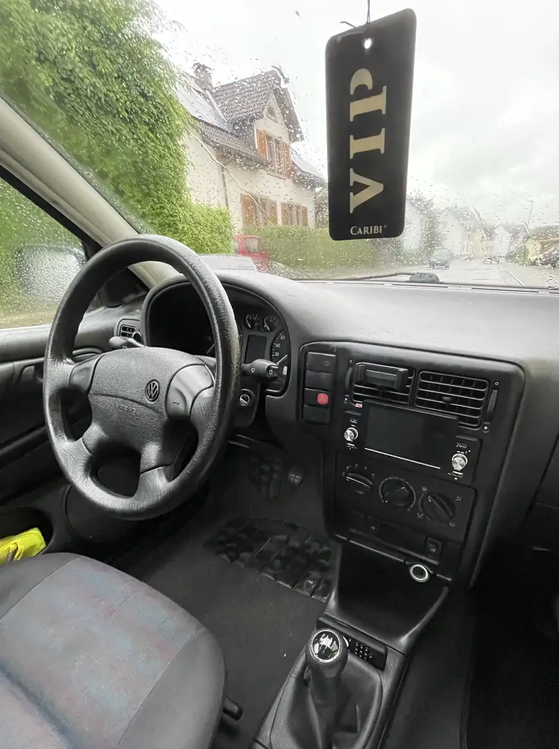 Volkswagen Polo TÜV bis 02/27 Modrá - 2
