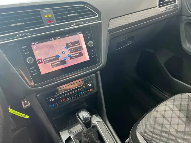 Volkswagen Tiguan view 13