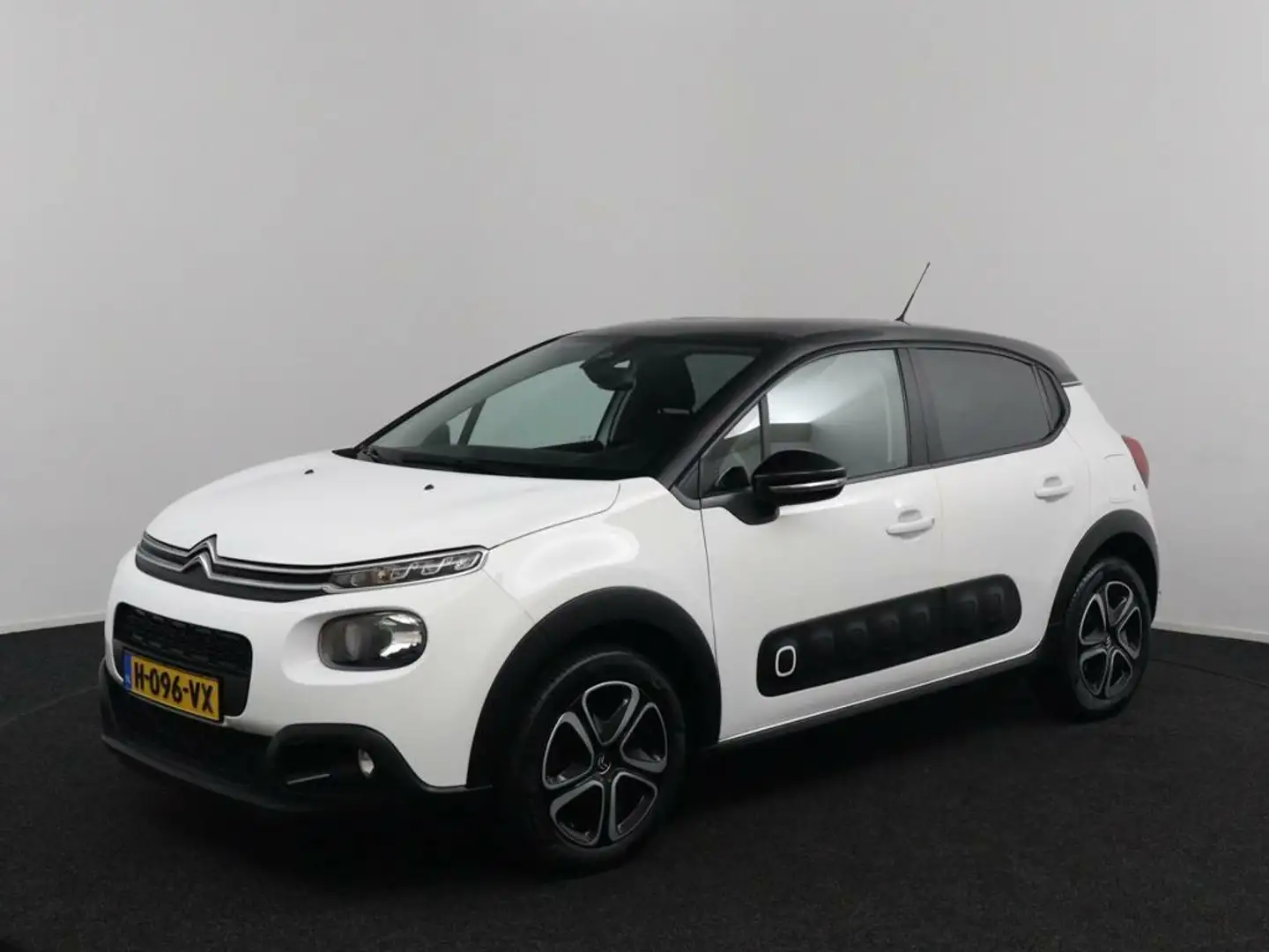 Citroen C3 1.2 Feel | Navigatie | Airco | Carplay | Cruise Blanc - 2