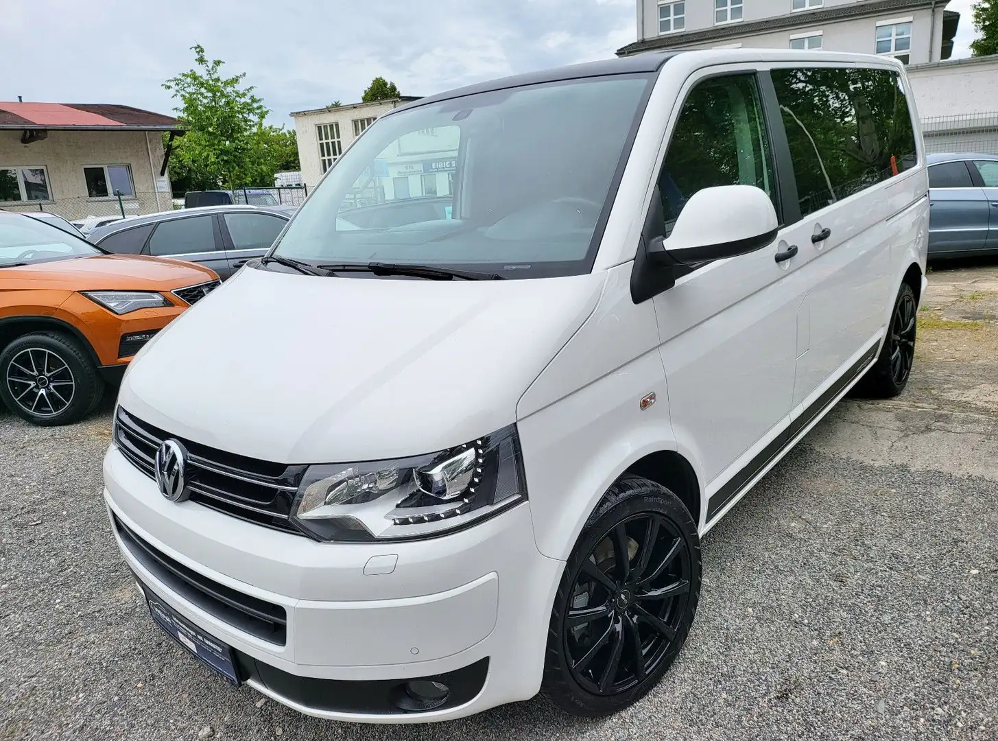Volkswagen T5 Multivan Highline / Edition 25 / 4Motion Weiß - 2