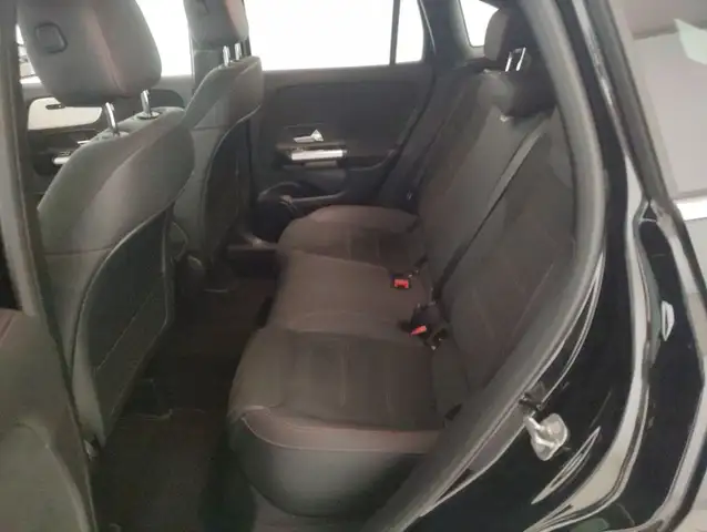 Mercedes-Benz Gla Class view 7